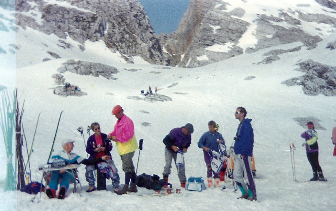  Eine Tradition lebt wieder auf - Schilauf auf dem Steinernen Meer, 1979 Riesentorlauf vom Wurmkopf - Zielmannschaft 