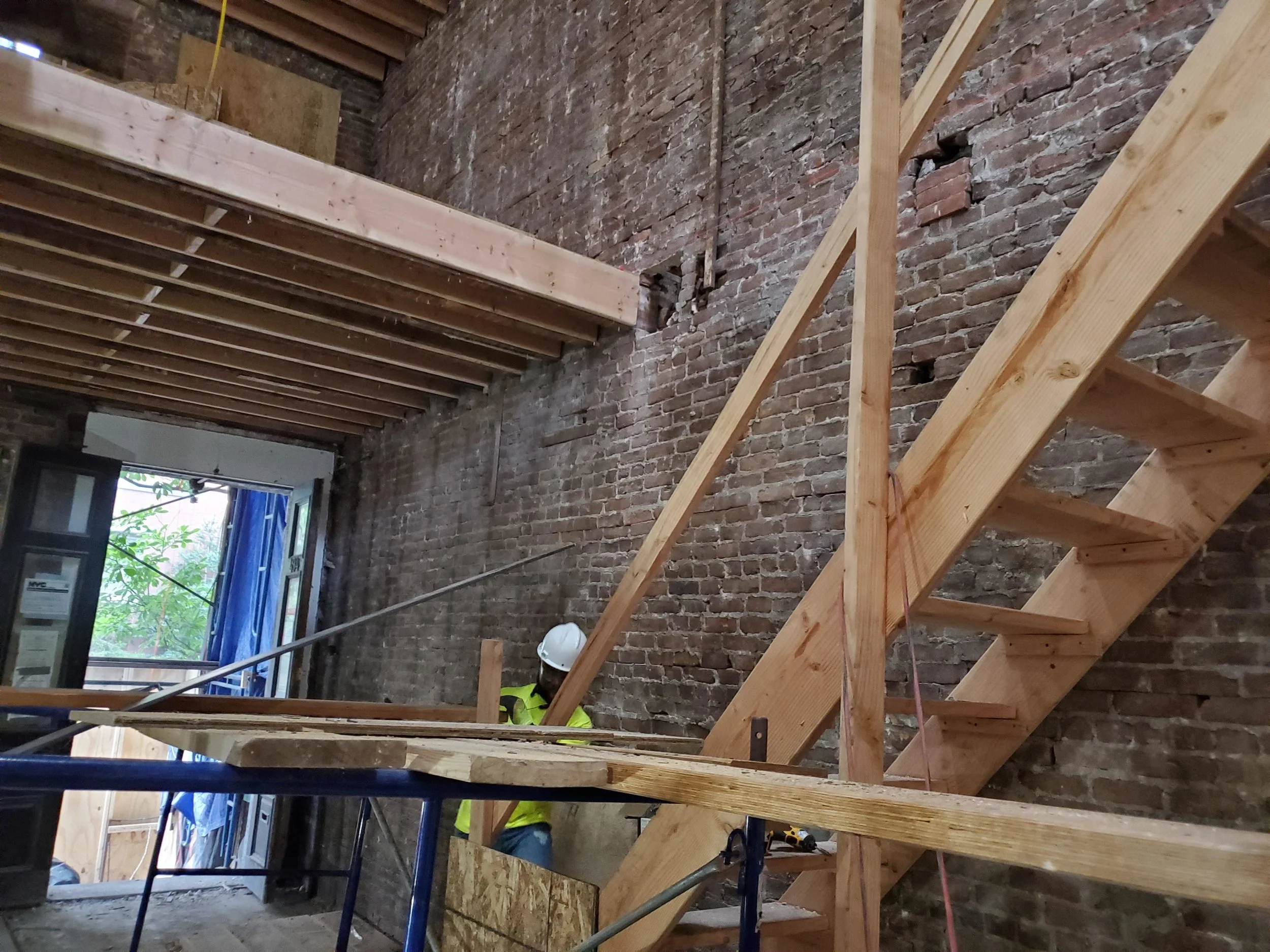 494 7th St  June19-03.jpg