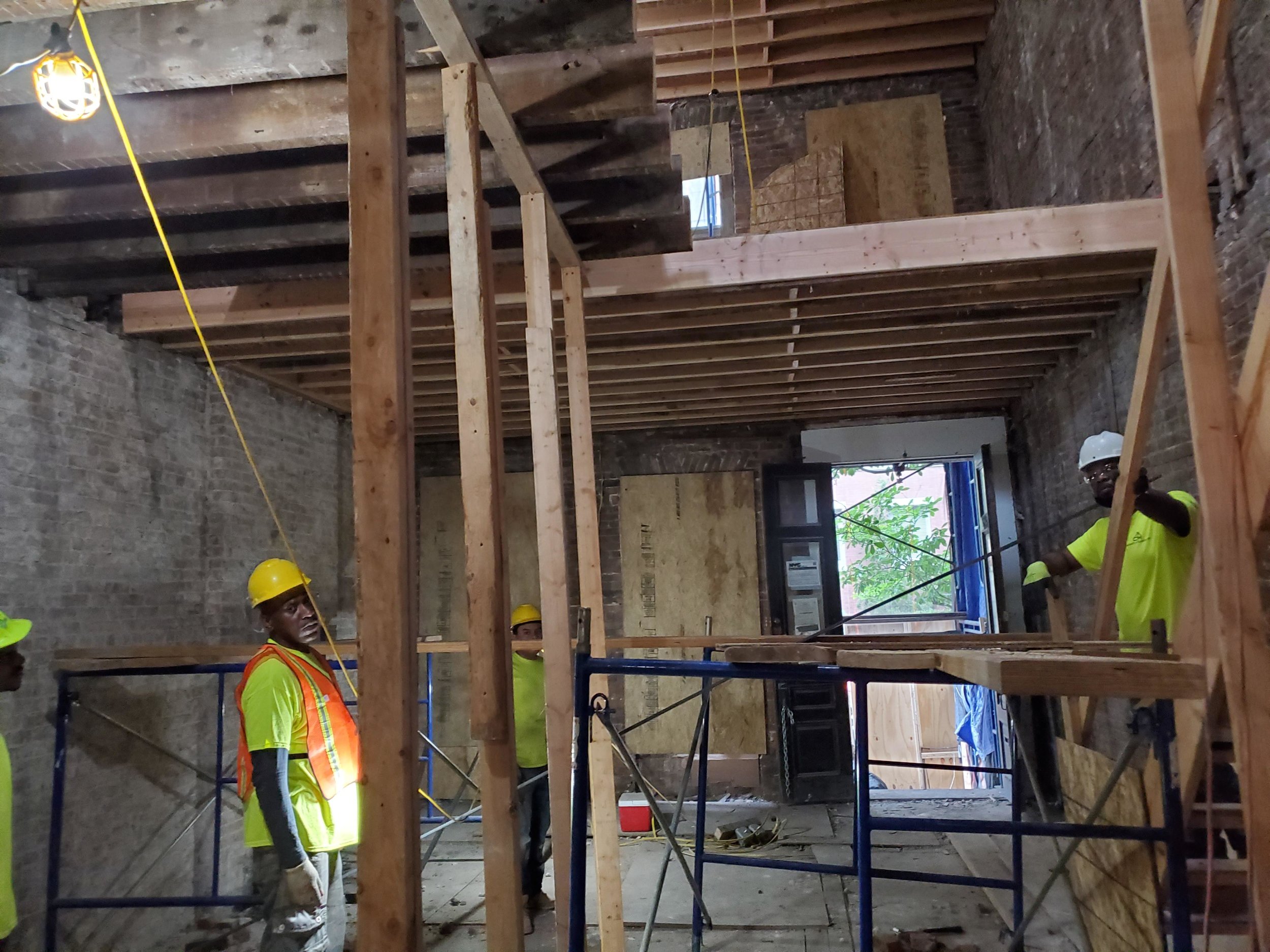 494 7th St  June19-04.jpg