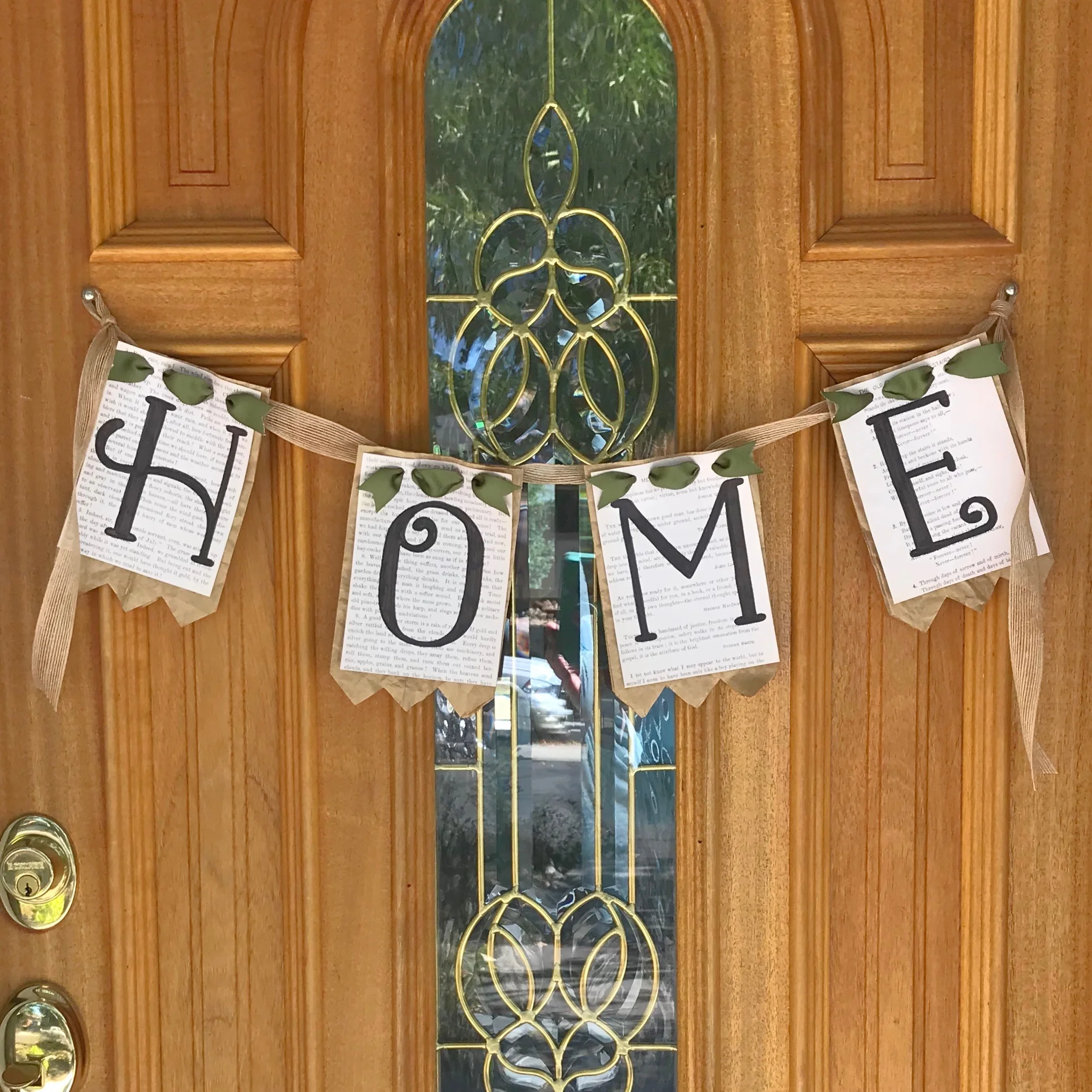 home door garland.jpg