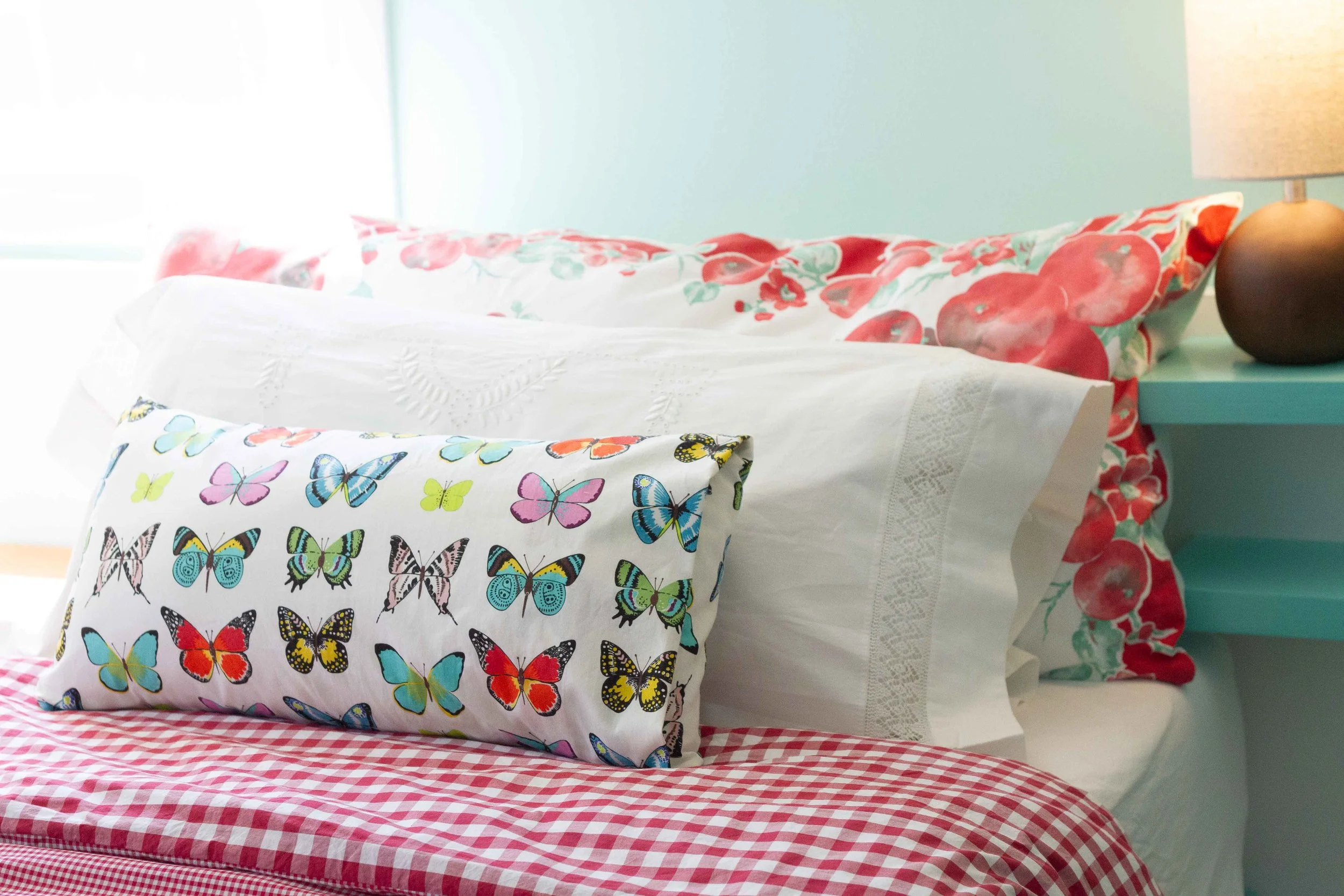 The Easiest Way to Put on a Duvet Cover — Mid Modern Mama