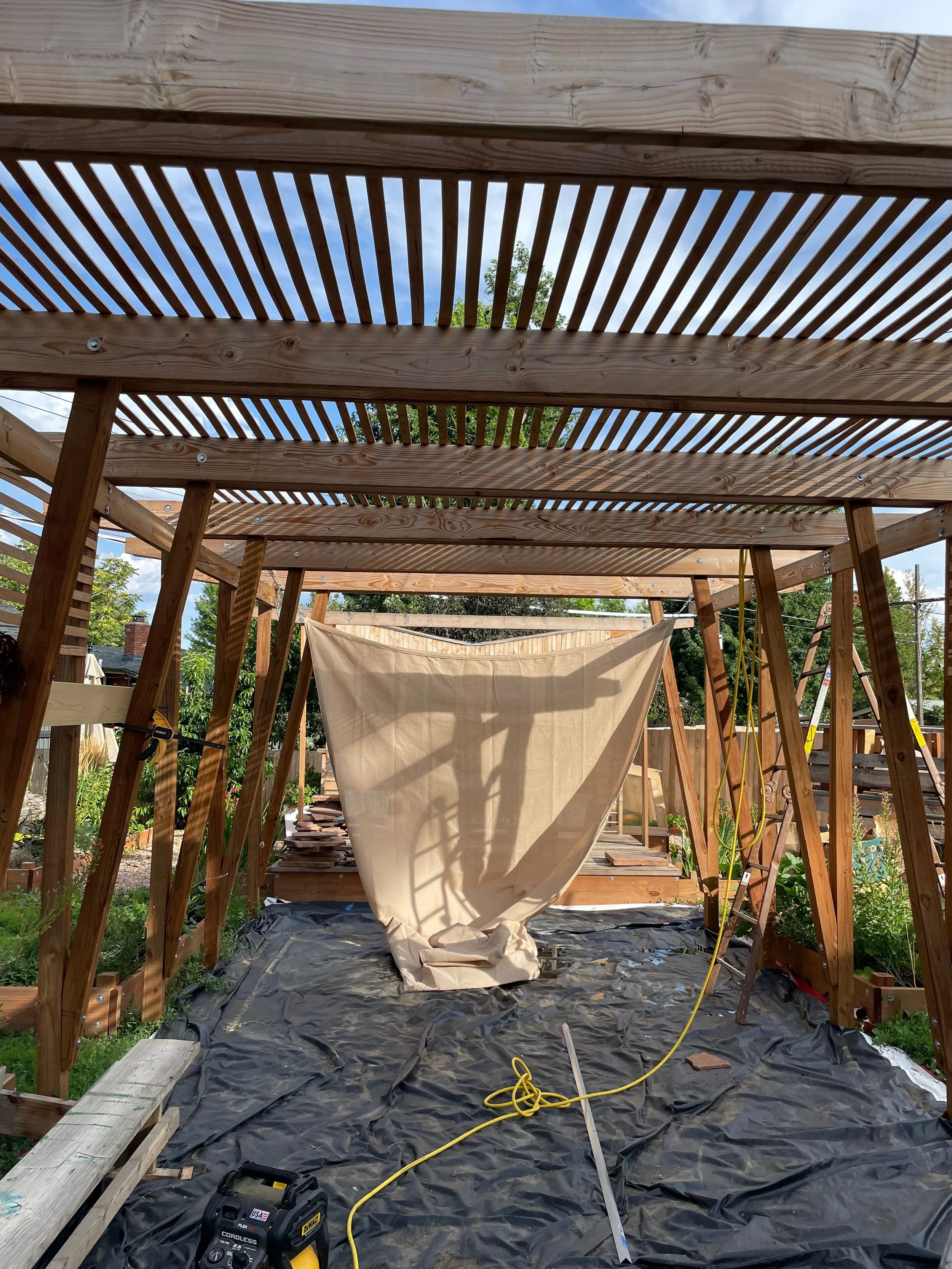 Putting up the sun shade