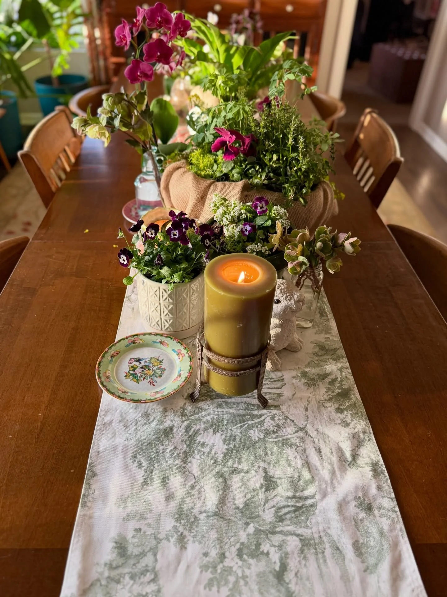 How do you feel about table runners? Our dining room table is long and narrow, so runners are just about perfect. And I love toile &mdash; it&rsquo;s dreamy and beautiful and romantic. A perfect pop of spring! Just a little beauty in a world that fee