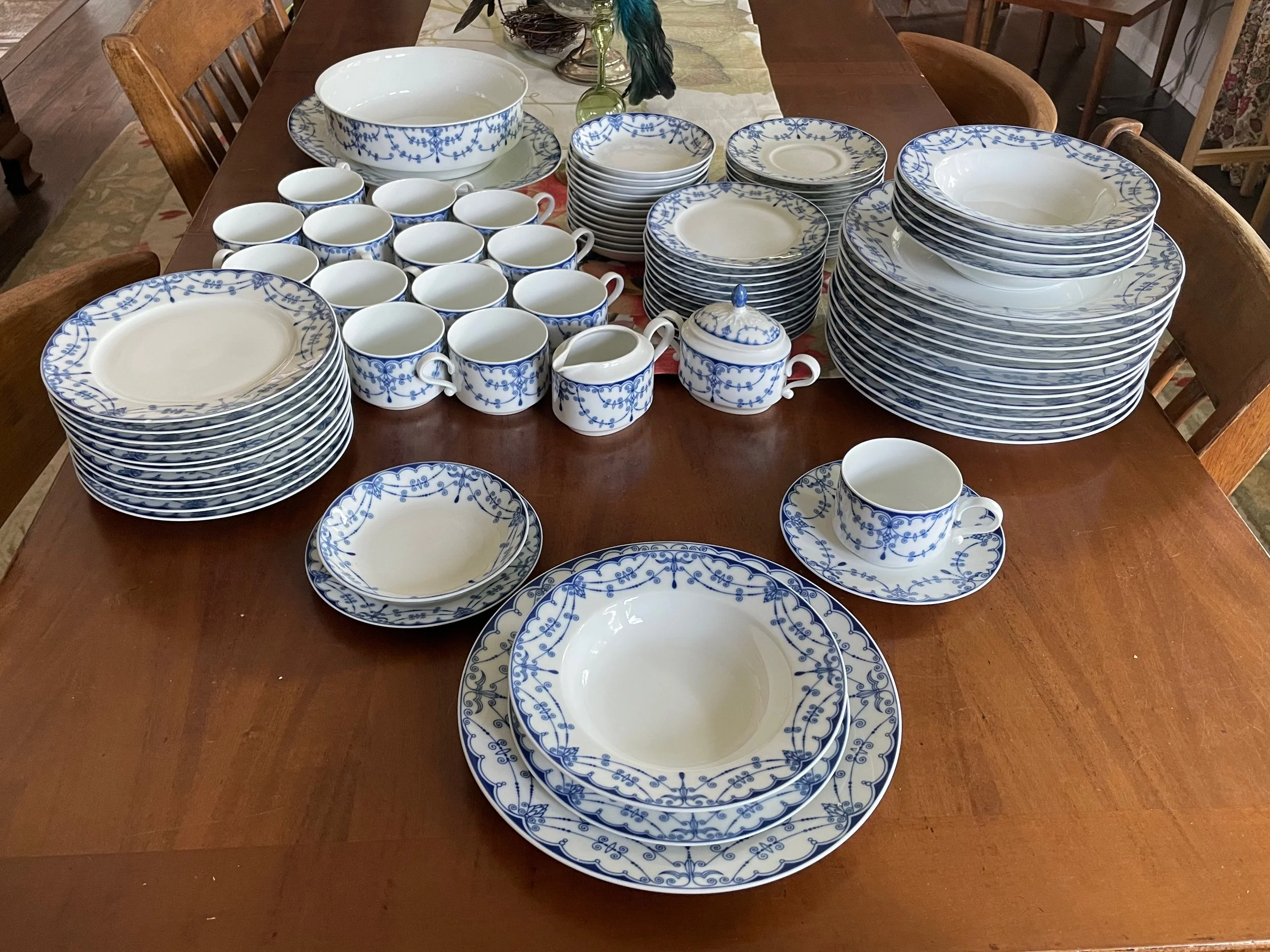 Heinrich H&C Nanette dinner plate blue cobalt with serving pieces