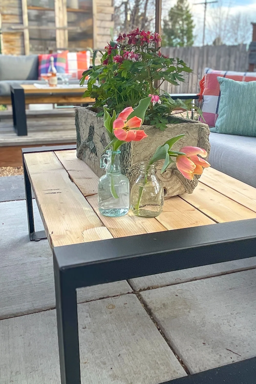 View of Antique and Vintage Patio and Garden Furniture - 4,080 For Sale at ...