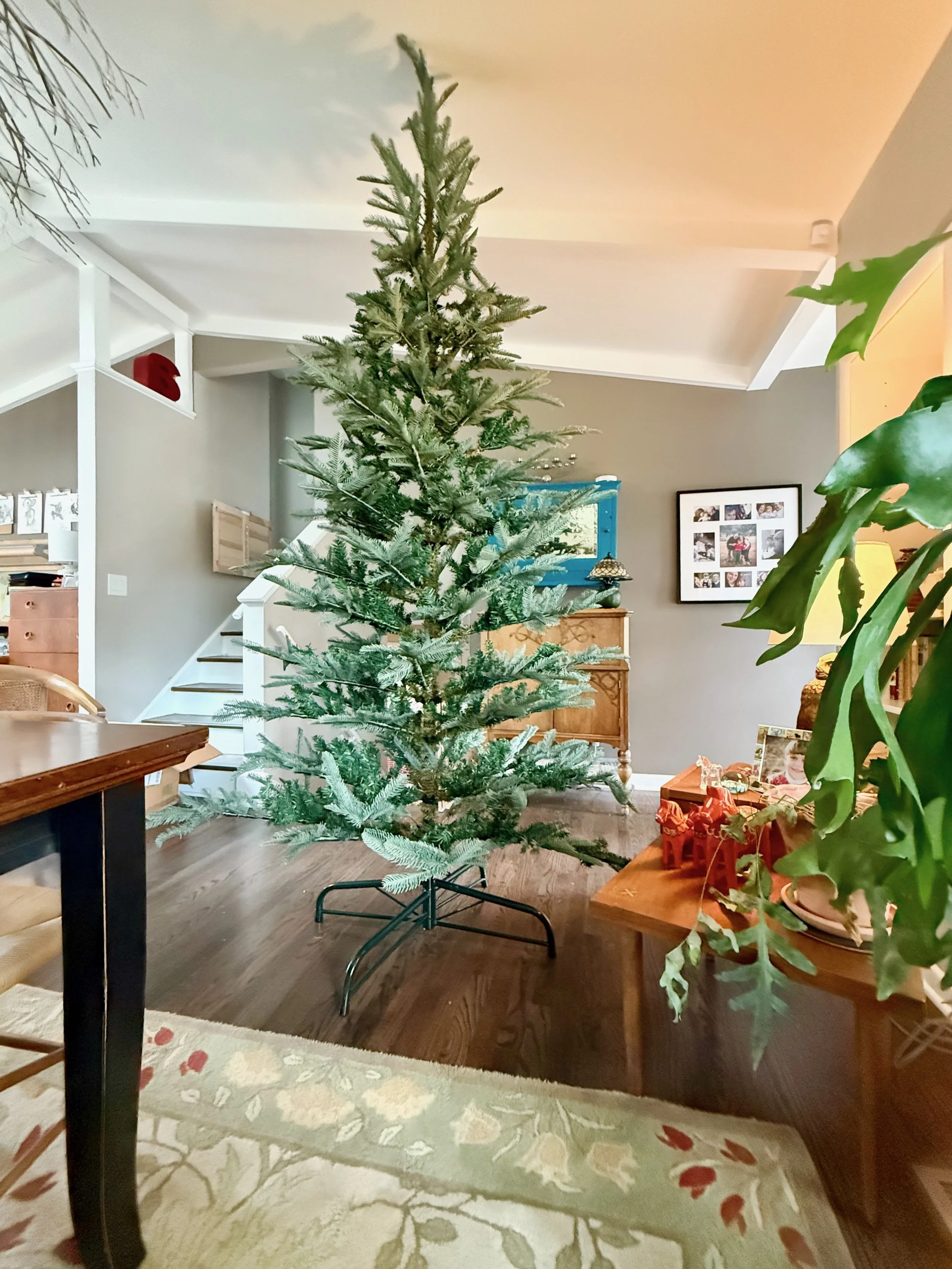 Choosing a New Artificial Christmas Tree
