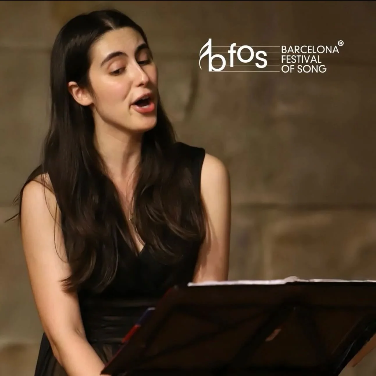 ✨Sing in Spanish,Portuguese, and Catalan find your voice in new languages✨

Meet Katelyn Breen one of this year&rsquo;s participants, captured during his final performance at the Students&rsquo; Concert in the majestic Biblioteca de Catalunya.

Every