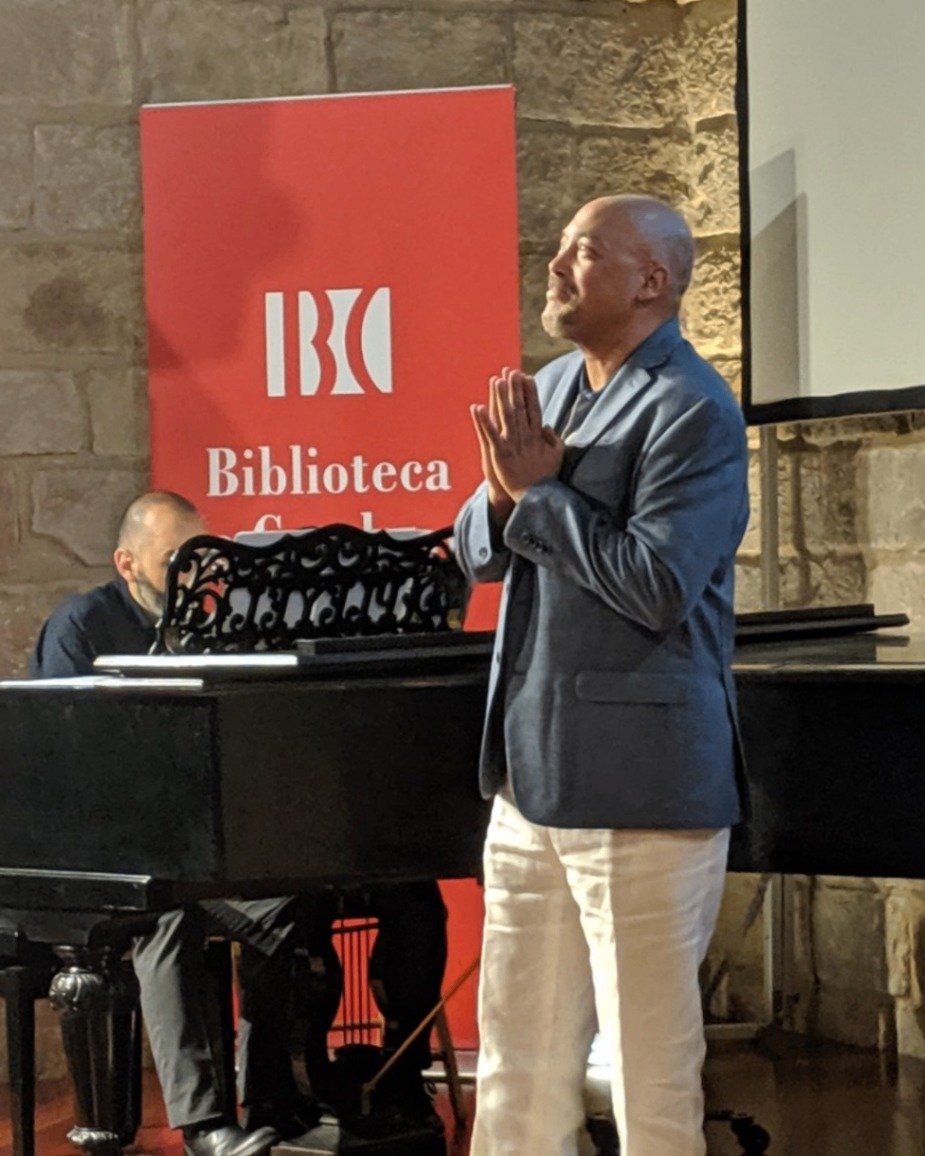 True artistry is not found in the voice alone: it is born in the archives, the text, and the history of a people.mAt the Barcelona Festival of Song, we believe that artistry is scholarship.

To perform the art song of Latin America and Iberia is to e