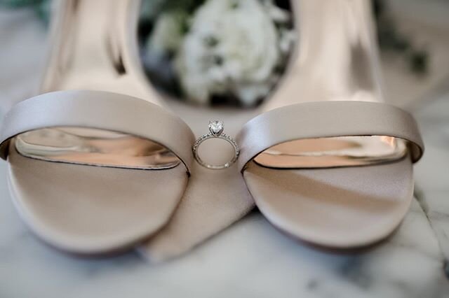 Wedding Ring &amp; Heels
&bull;
&bull;
&bull;
&bull;
&bull;
#weddingday #thebigday #weddings #misstomrs #shesaidyes #brides #brideandgroom #engagements 
#portraitphotographer #portraits #portrait #portraiture #californiaweddingphotographer #californi