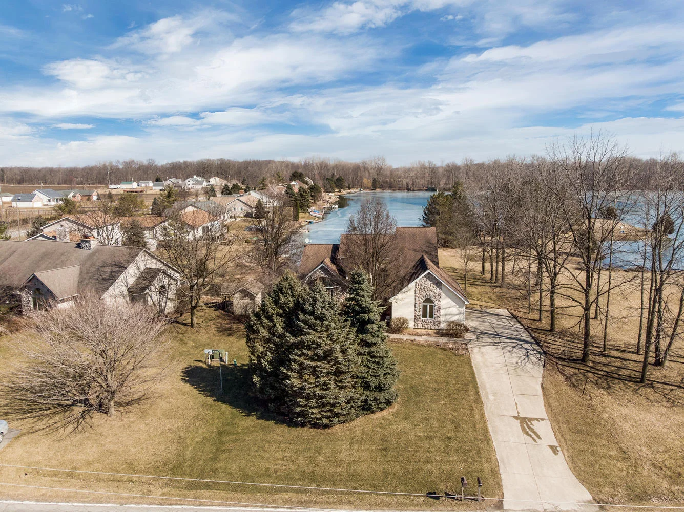 8049 Bunton Rd Willis MI 48191-large-060-15-8049 Bunton Rd Willis MI 48191-1336x1000-72dpi.jpg