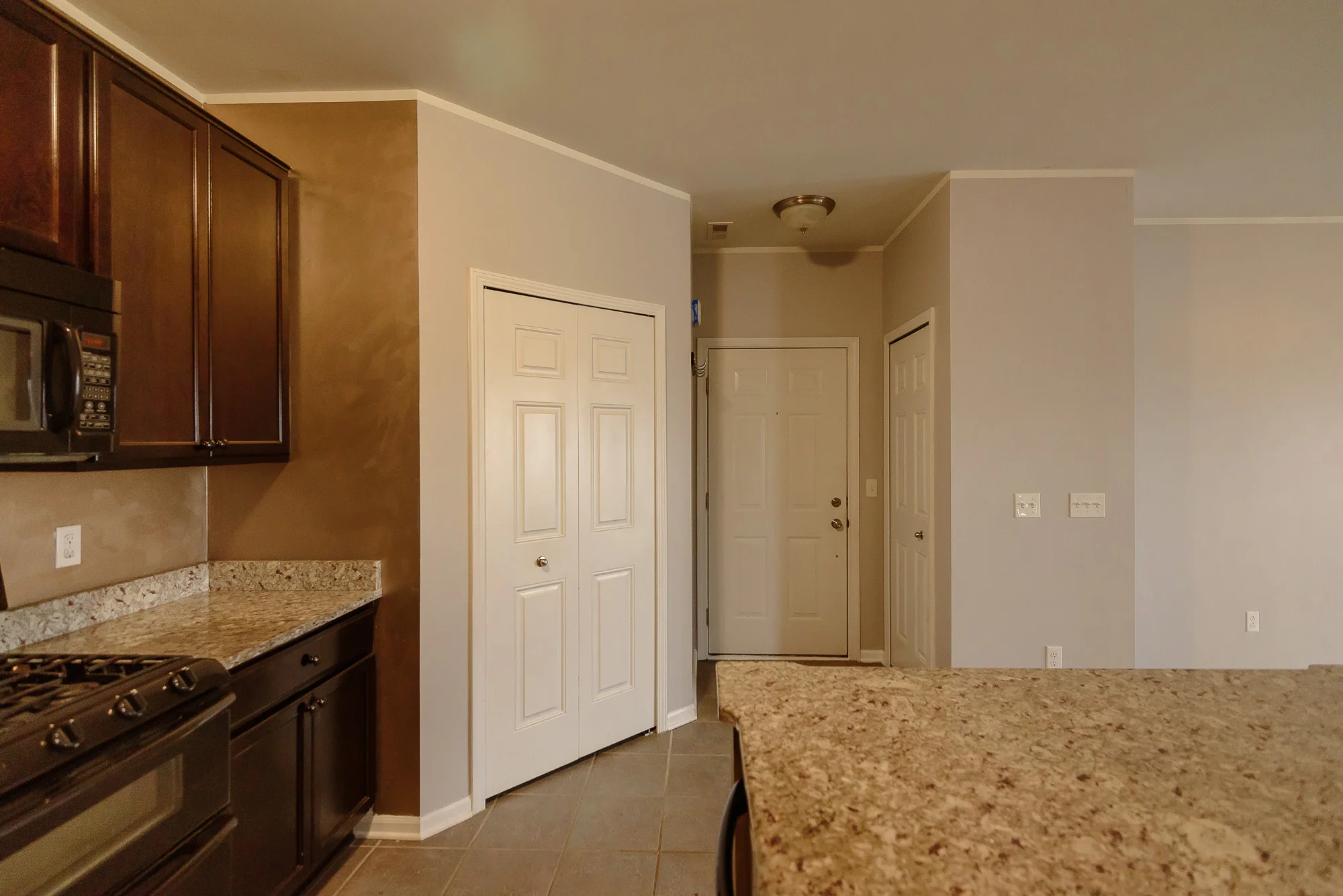 MTM_962_w_summerfield_glen-20.jpg