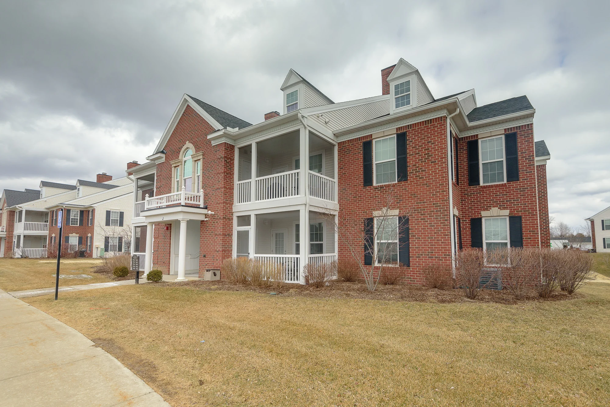 MTM_962_w_summerfield_glen-26.jpg