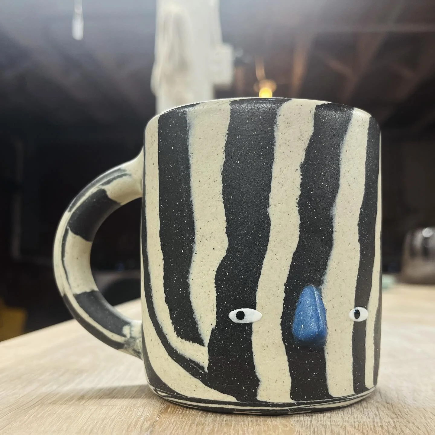 Creepy basement selfie. 

.
.
.
.
.
.
.
.
.
#ceramics #handbuilt #slab #slabbuilt #clay #pottery #nerikomi #handbuiltpottery #handbuilding #mugshot #mugshotmonday #queerart #chicgaopottery #nerikomipottery #ihavethisthingwithceramics #potteryforall #