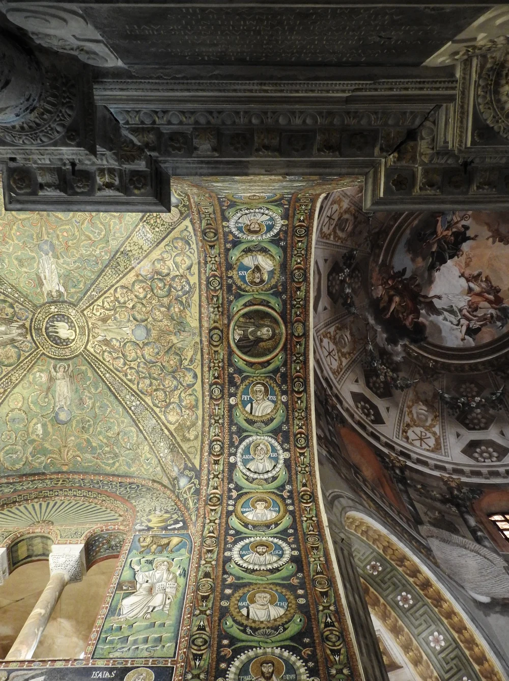 絵画 Port de ravenna 545-549 CE – Imperial Mosaics of the Basilica