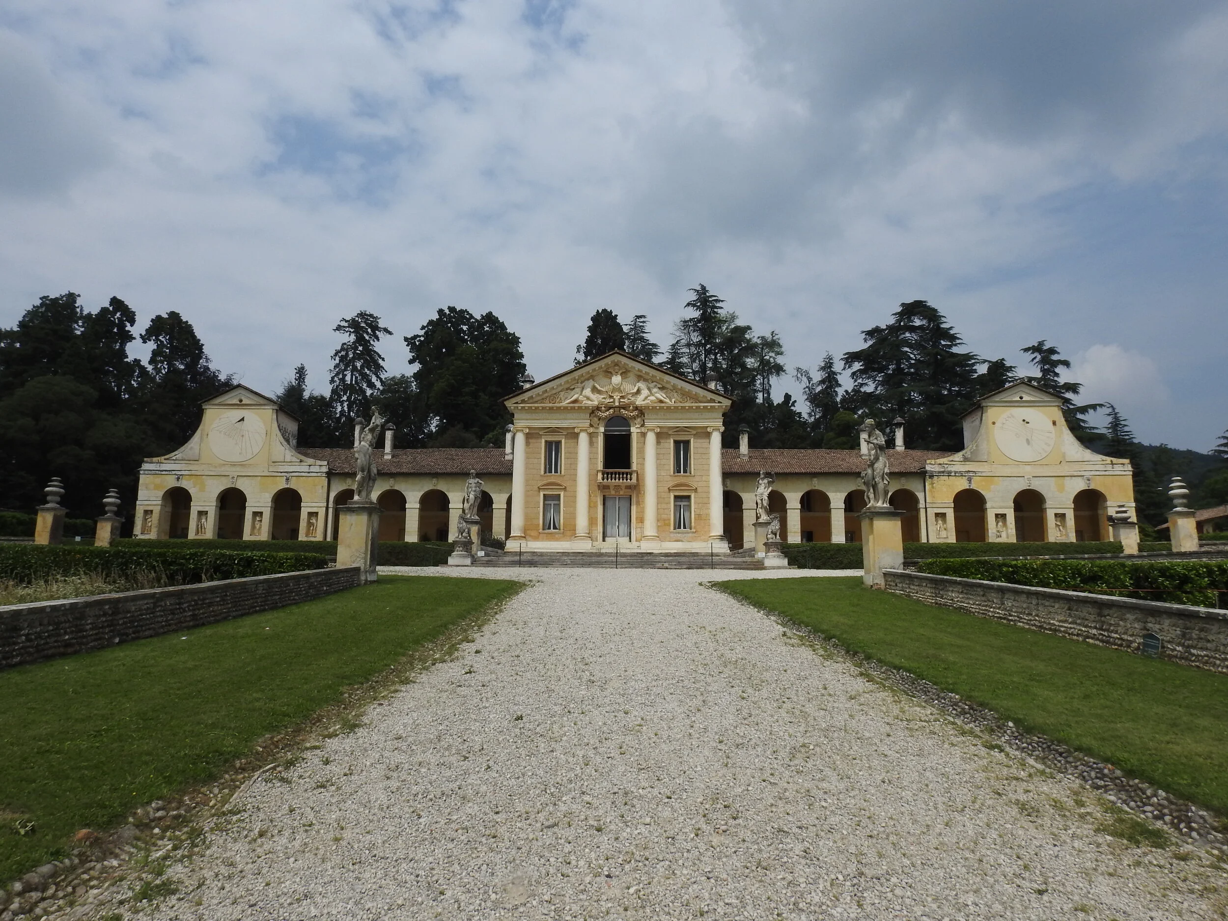 Frontal view of Villa Barbaro in Maser, Italy. Photo by Renée DeVoe Mertz.