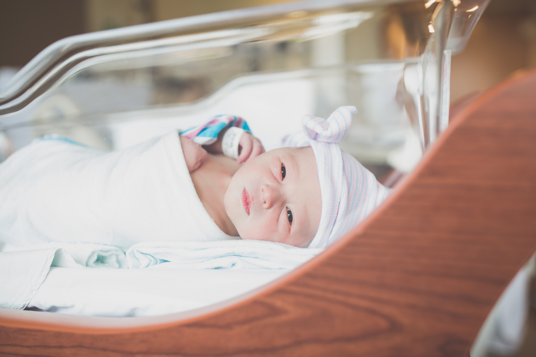 newborn Maternity winter studio lifestyle home hospital fresh 48 Session Cara Peterson Photography Rockford IL-2-3.jpg