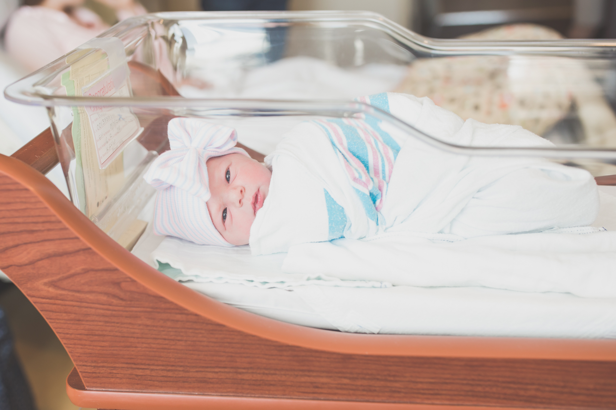 newborn studio lifestyle home hospital fresh 48 Session Cara Peterson Photography Rockford IL-1-2.jpg