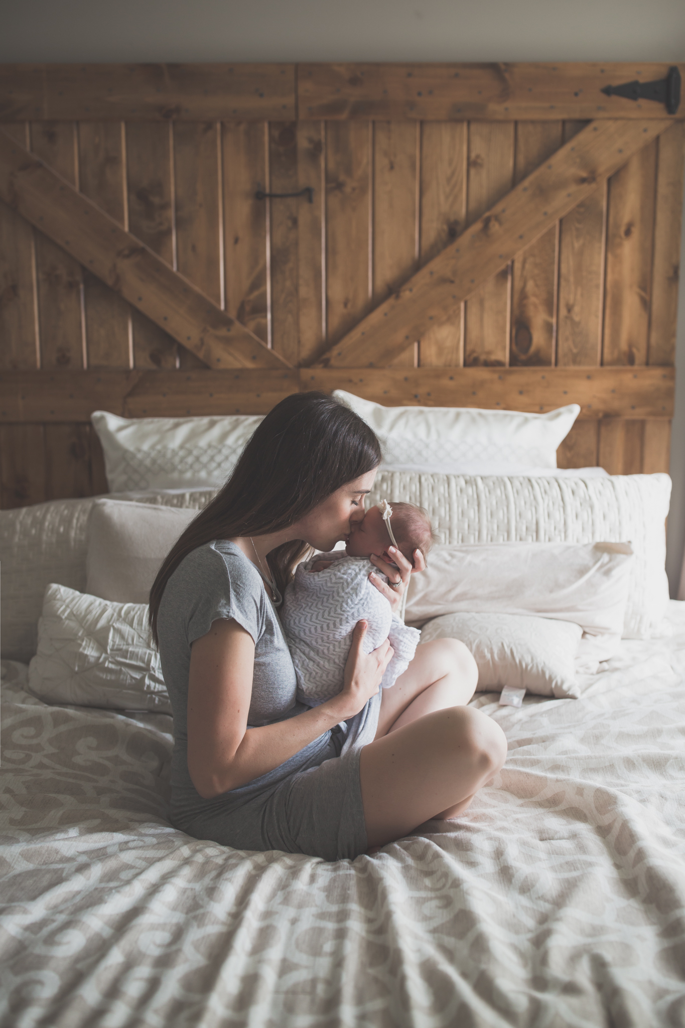 Newborn lifestyle maternity studio Session Cara Peterson Photography Rockford IL-15.jpg