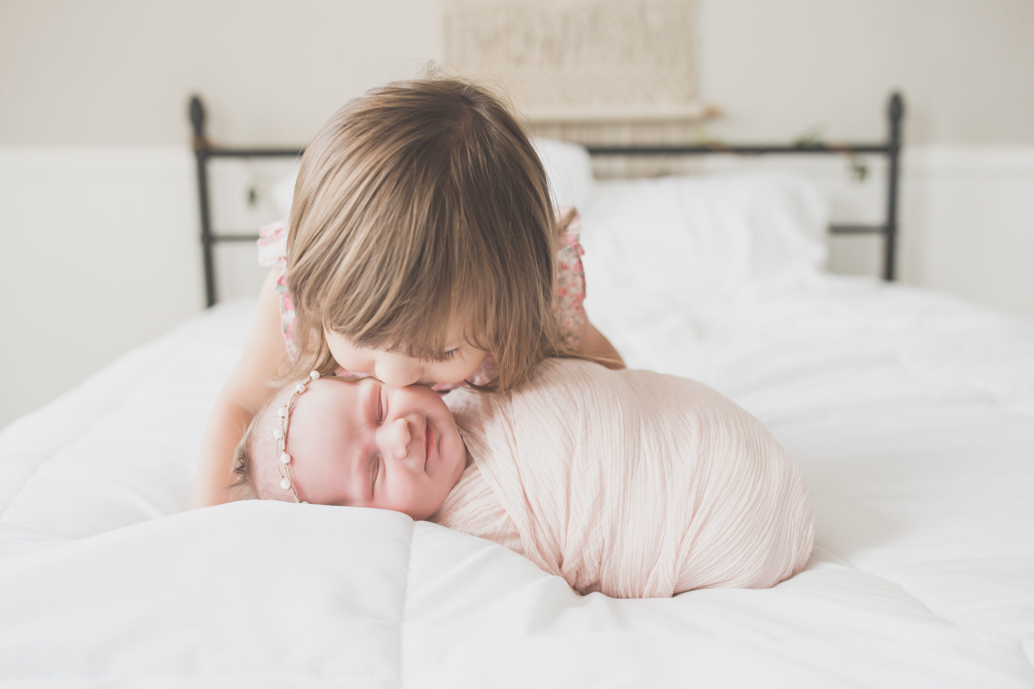 Eloise Newborn Studio Session — Cara photo