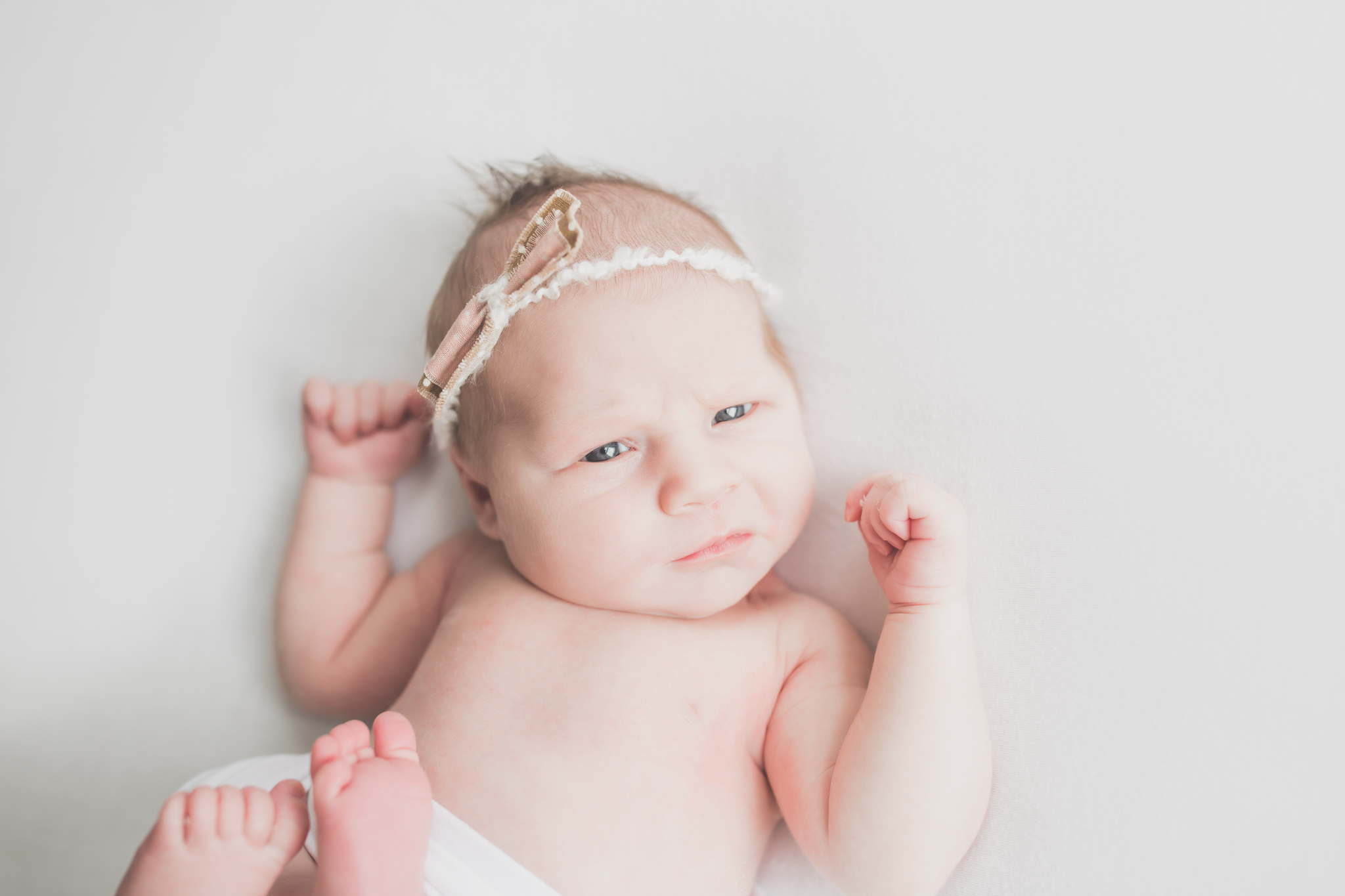 Newborn Photography Nuetral Big Sister | Cara Peterson Photography Rockford IL-10.jpg