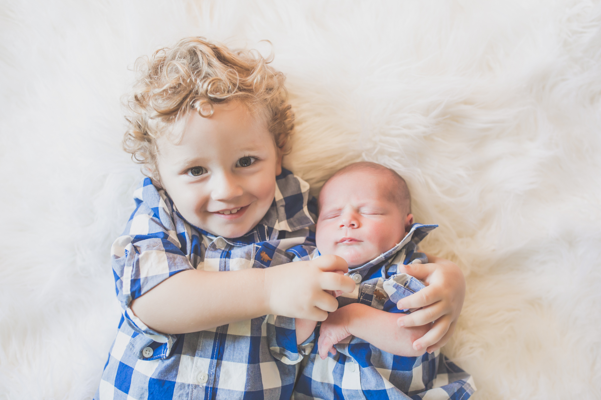 Sibling photos Newborn session photographer lifestyle studio - Cara Peterson Photography Rockford IL-4-9.jpg