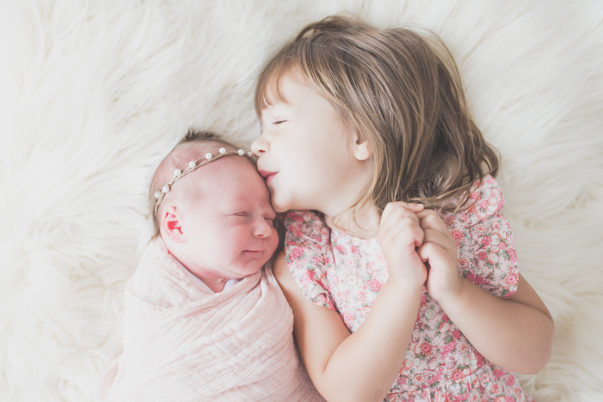 Sibling photos Newborn session photographer lifestyle studio - Cara Peterson Photography Rockford IL-7-5.jpg