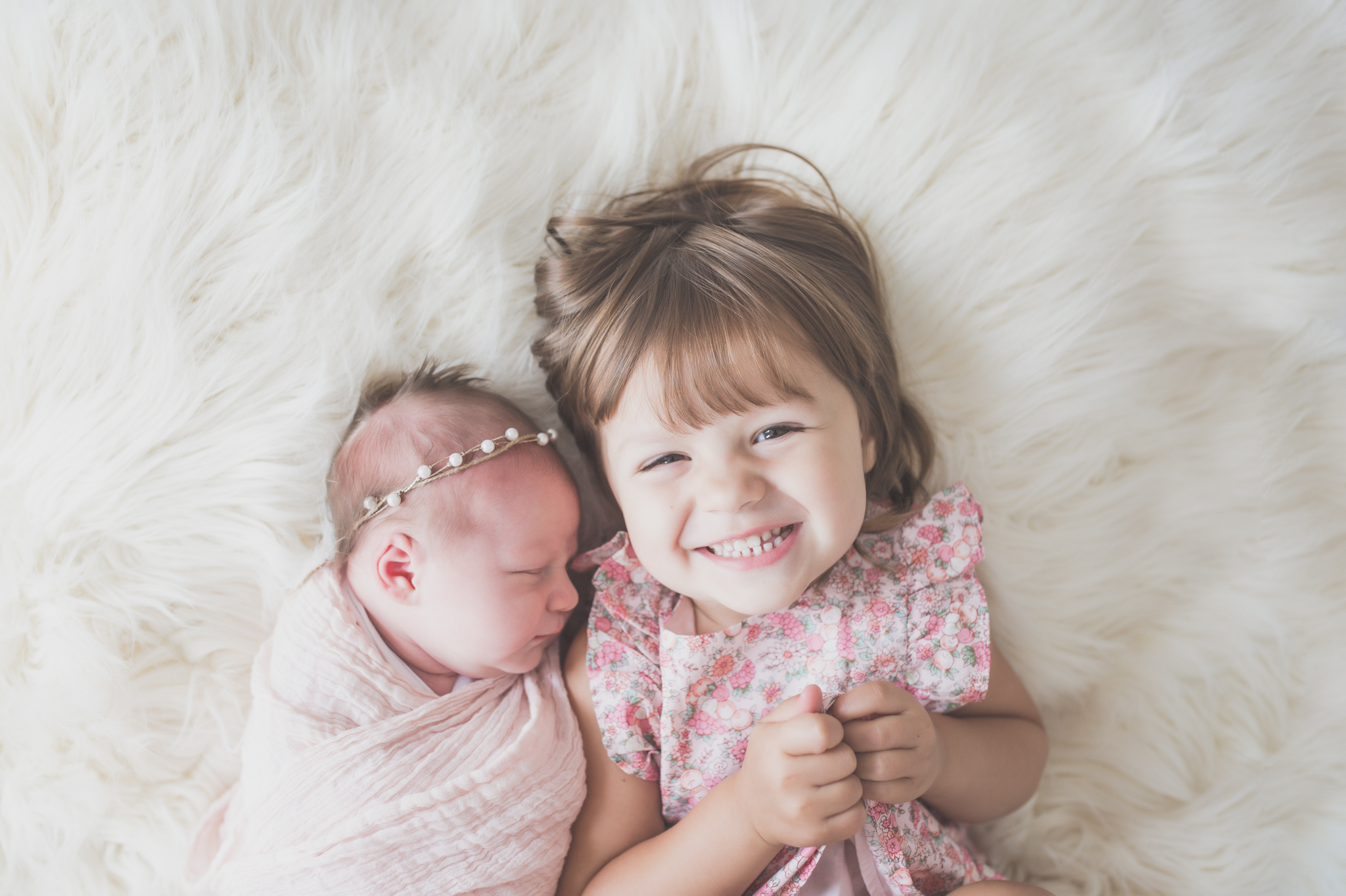 Sibling photos Newborn session photographer lifestyle studio - Cara Peterson Photography Rockford IL-9-2.jpg