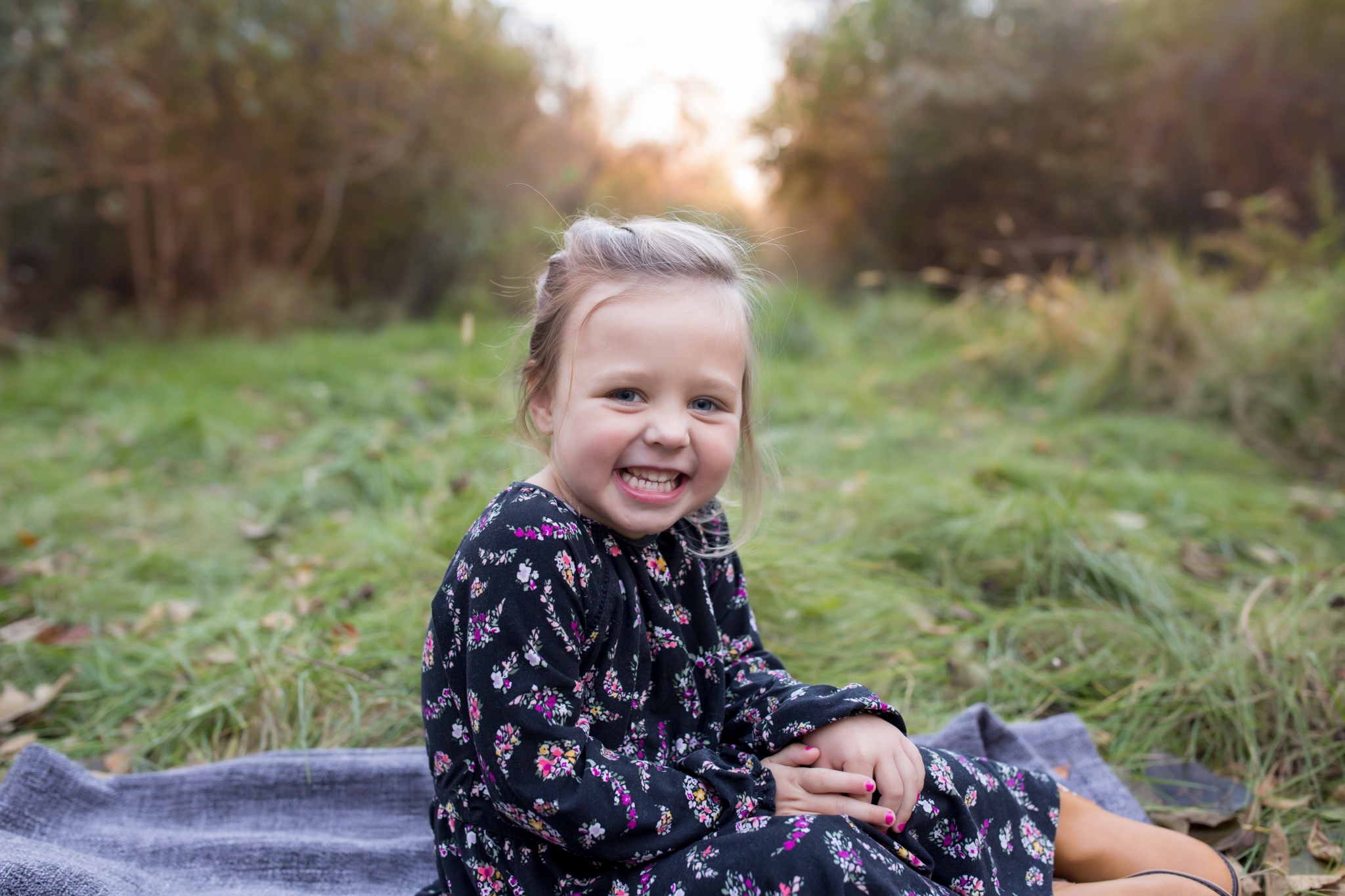 Hailey Family Fall Session, 2 kinds, family poses with young kids, Cara Peterson Photography Rockford IL-9.jpg