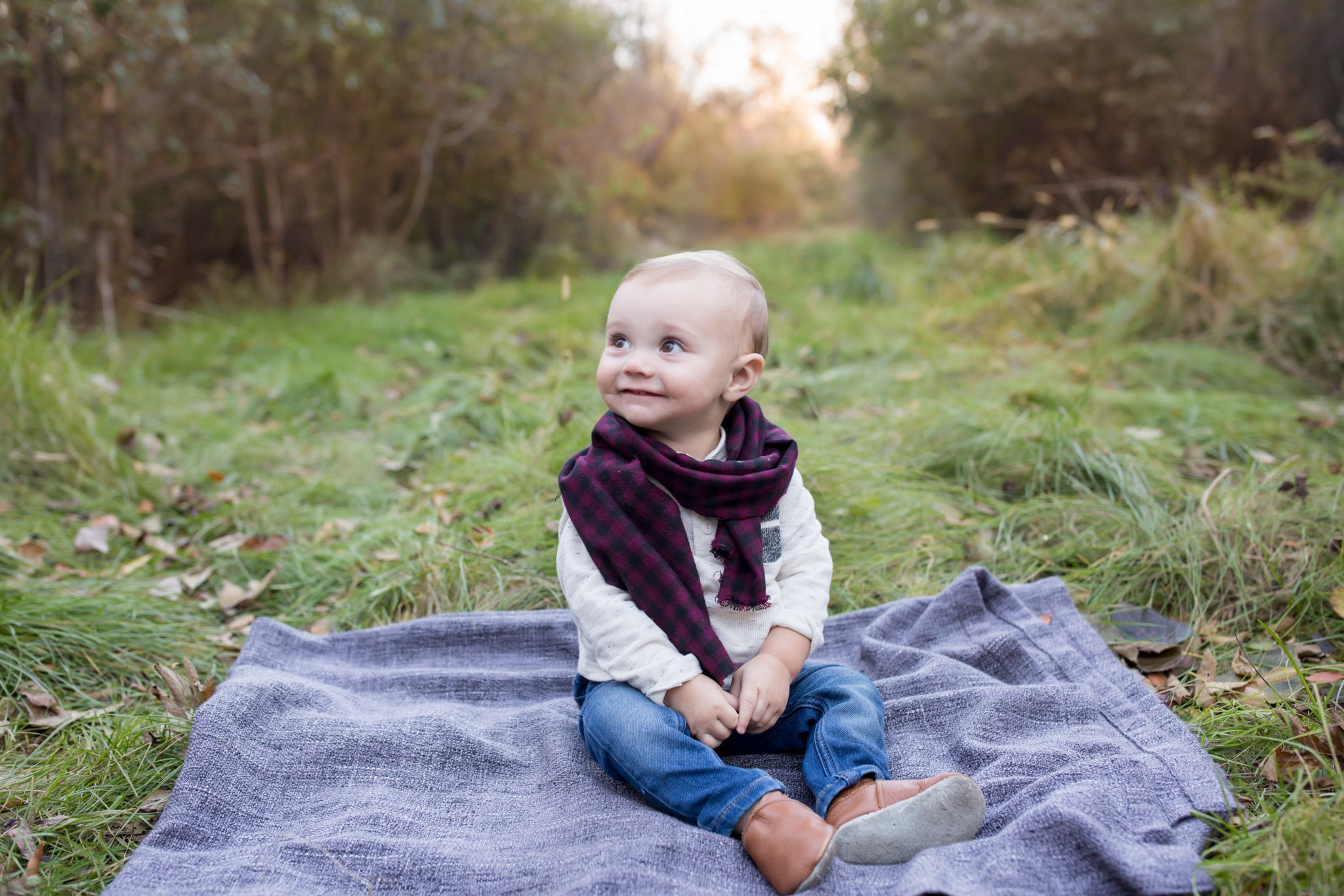 Hailey Family Fall Session, 2 kinds, family poses with young kids, Cara Peterson Photography Rockford IL-10.jpg