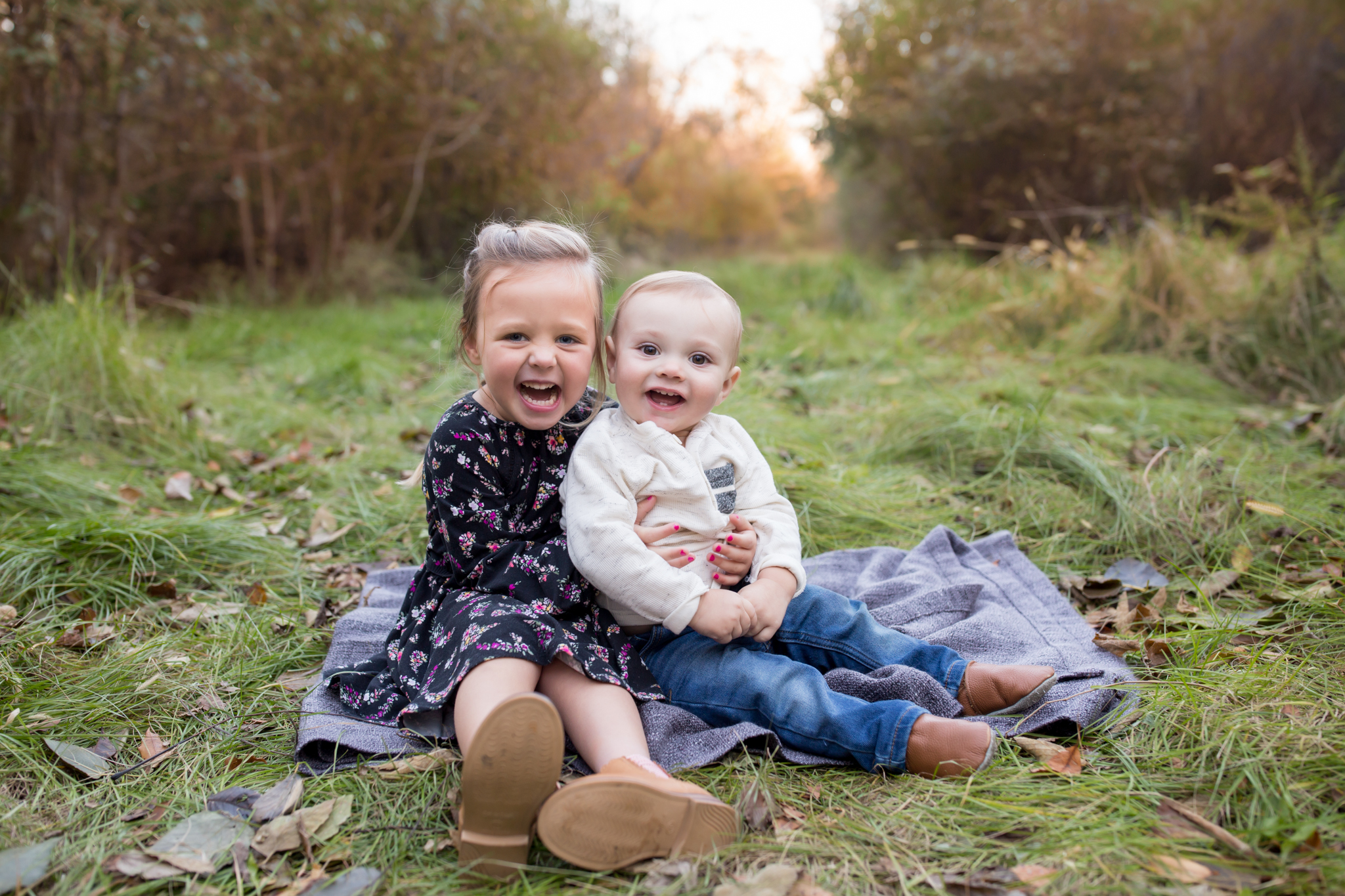 Hailey Family Fall Session, 2 kinds, family poses with young kids, Cara Peterson Photography Rockford IL-12.jpg