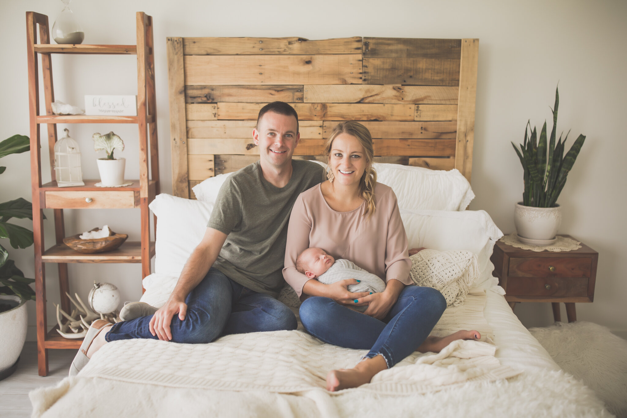 Case Newborn Session Birth Announcement - Cara Peterson Photography 2019  -1.jpg