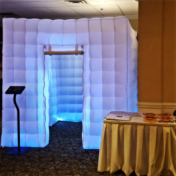CSE_Website_CnC_Services-Photo Booths.jpg
