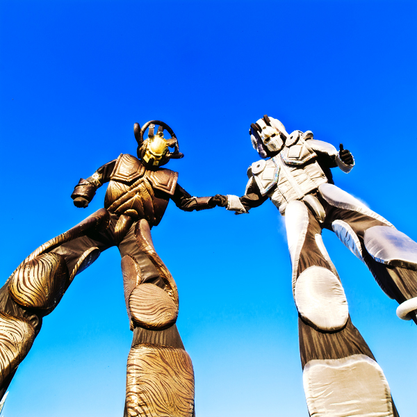 CSE_Website_CnC_Services-Stilt Performers.jpg