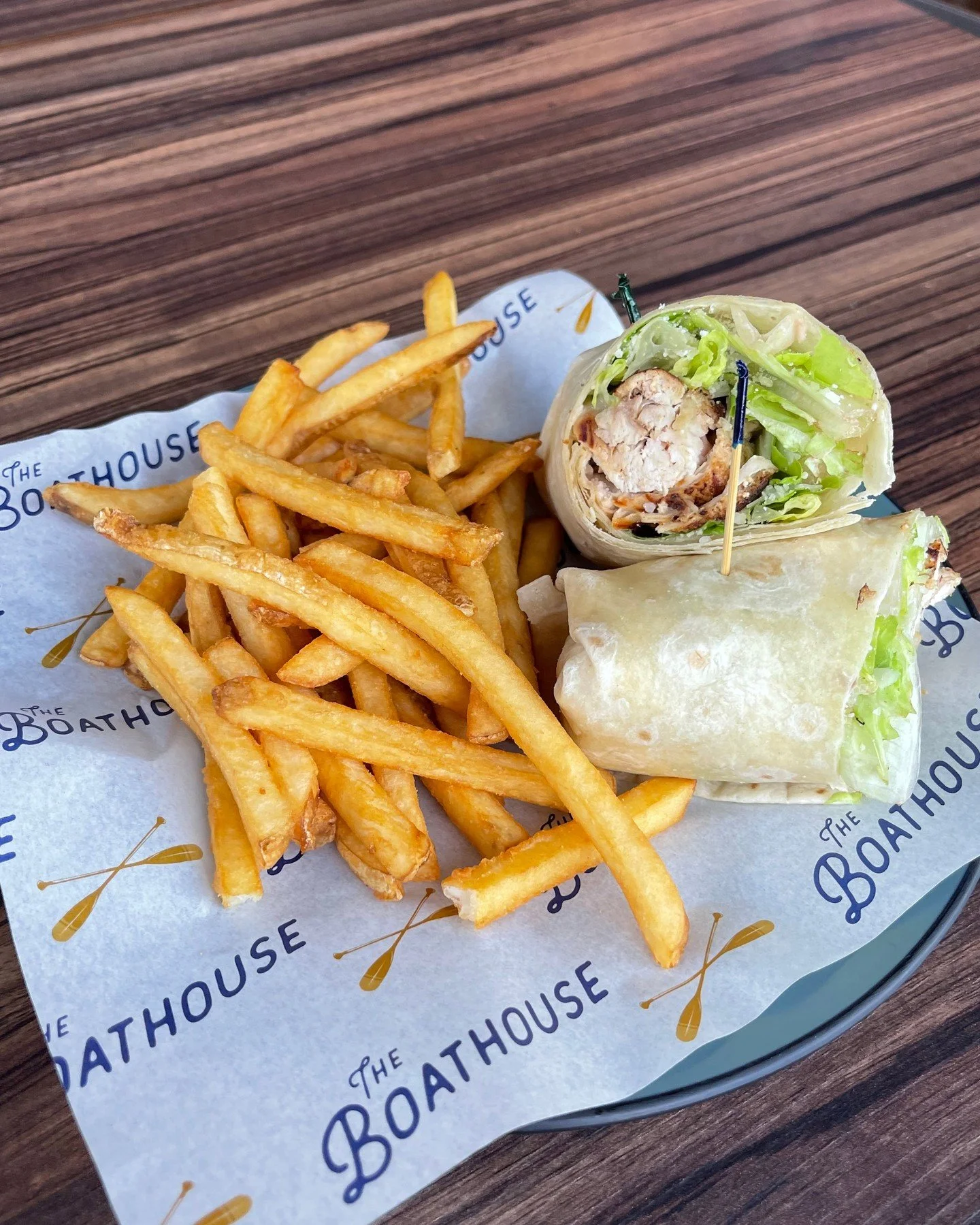 Wrap up the year the right way.
Chicken Caesar Wrap with your choice of grilled or crispy chicken, romaine, Caesar dressing, and parmesan!
