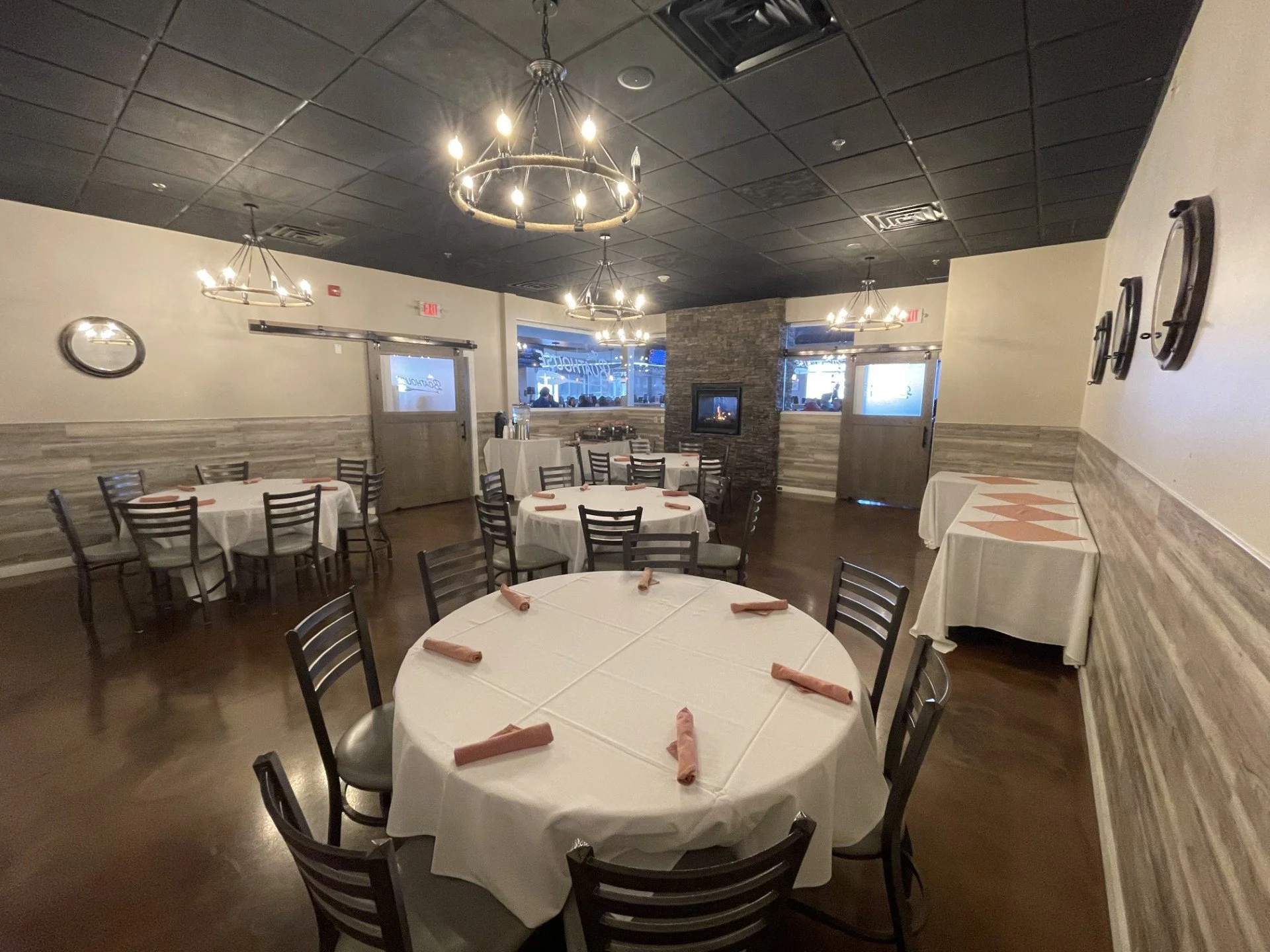 Private Room Pic.jpg