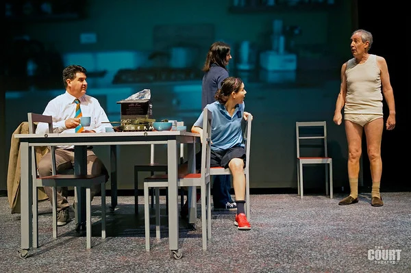 The Streaker 2795-M.jpg