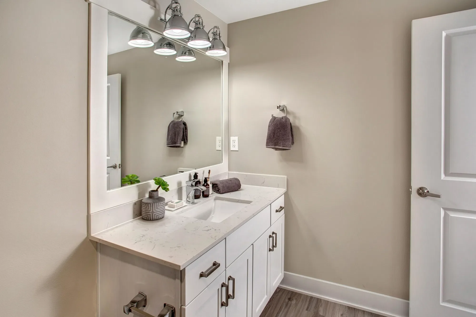 310 Bathroom.webp