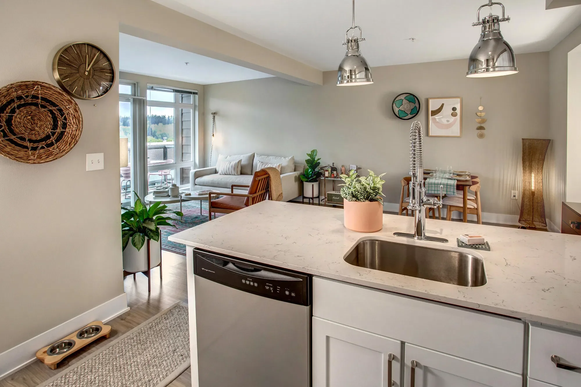 310 Kitchen Dining.webp