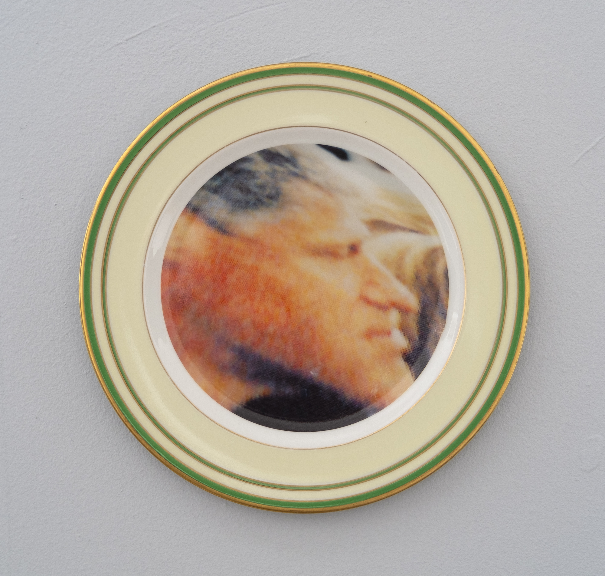  Bean Gilsdorf,  Bill Clinton , 2018, Ceramic plate, 10 inch diameter 