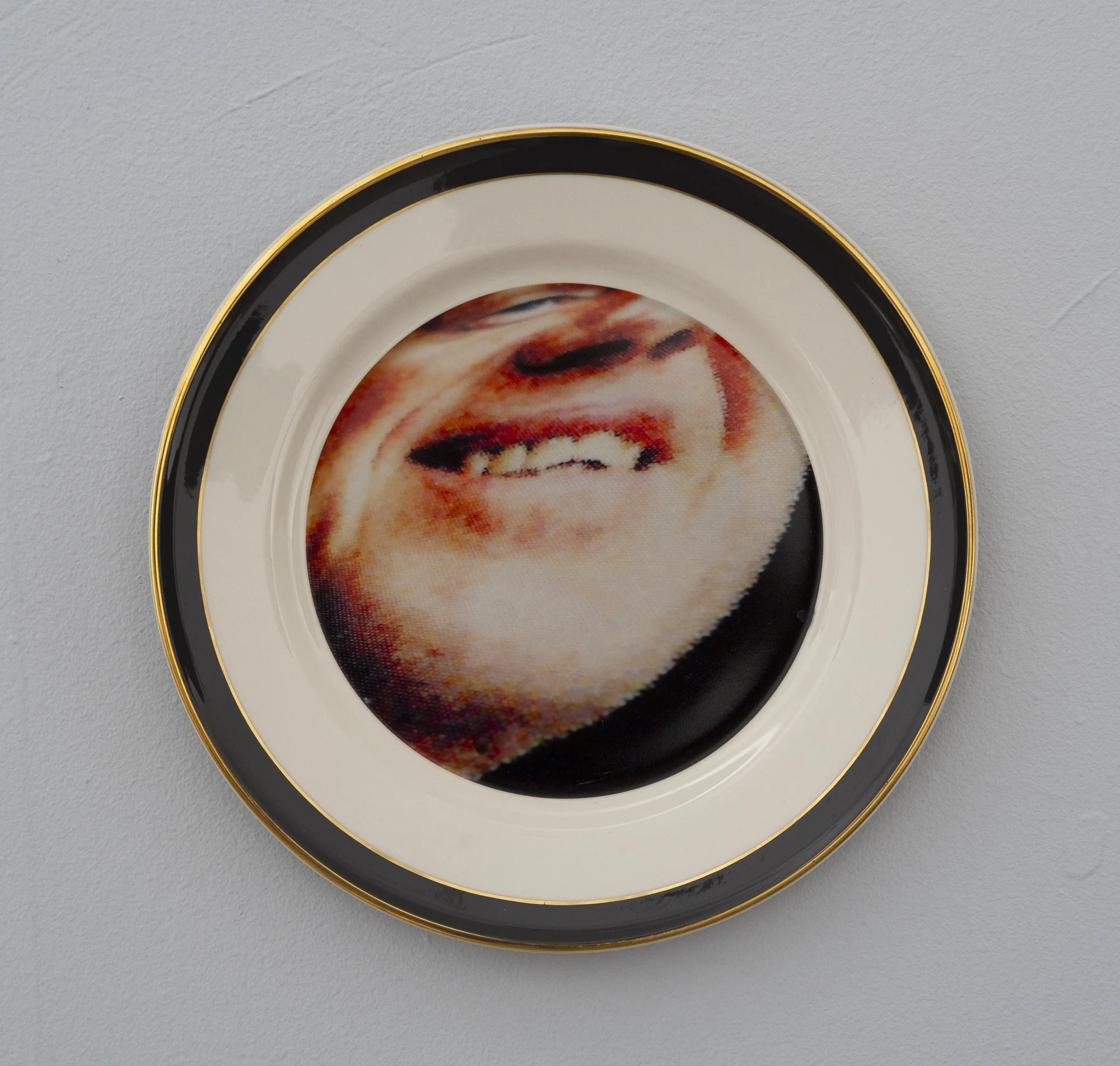  Bean Gilsdorf,  Jimmy Carter,  2018, Ceramic plate, 10 inch diameter 