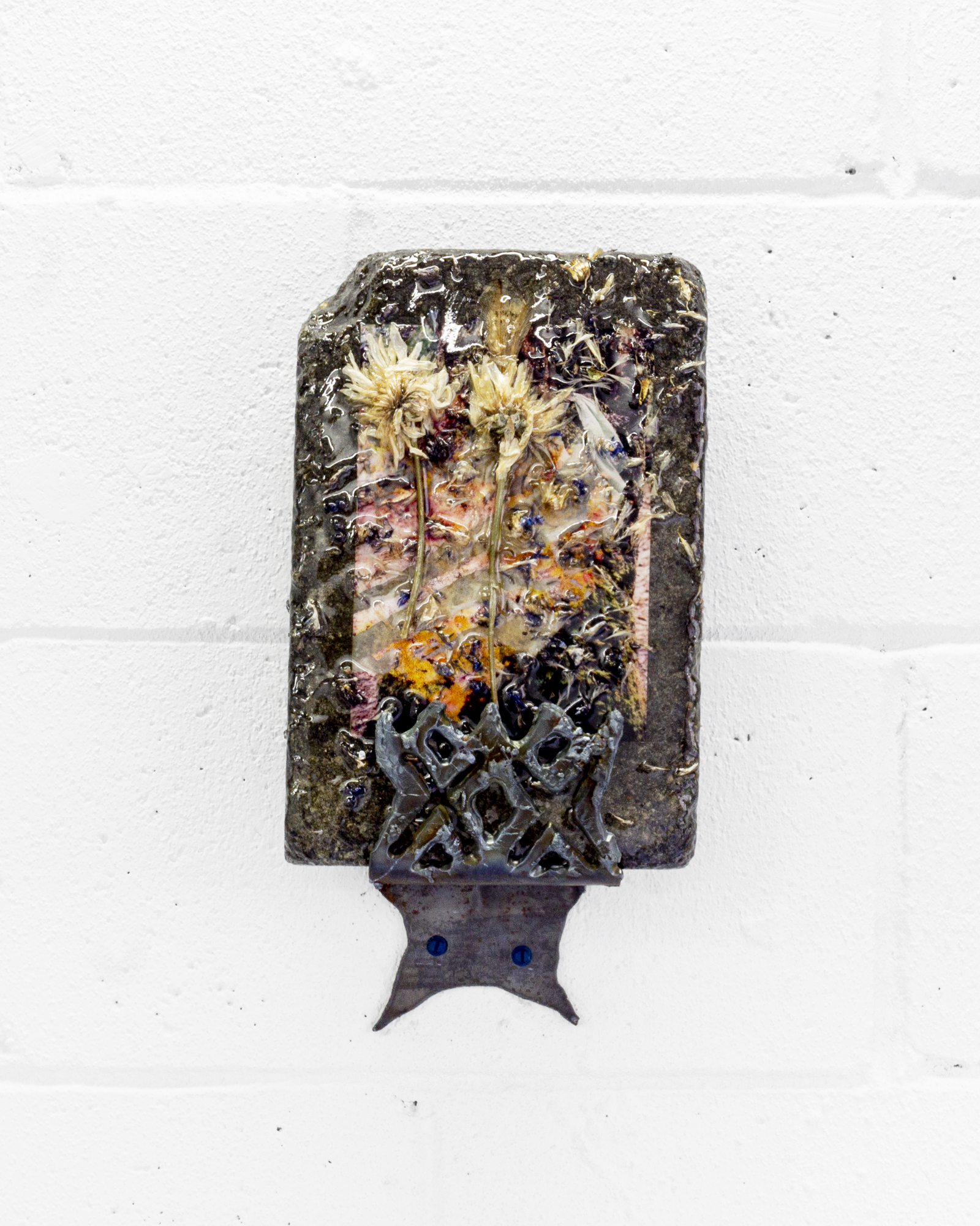  Suzanna Zak, “Moss Soak,” 2019, Weathered C-print, stone, flowers, resin, steel. 