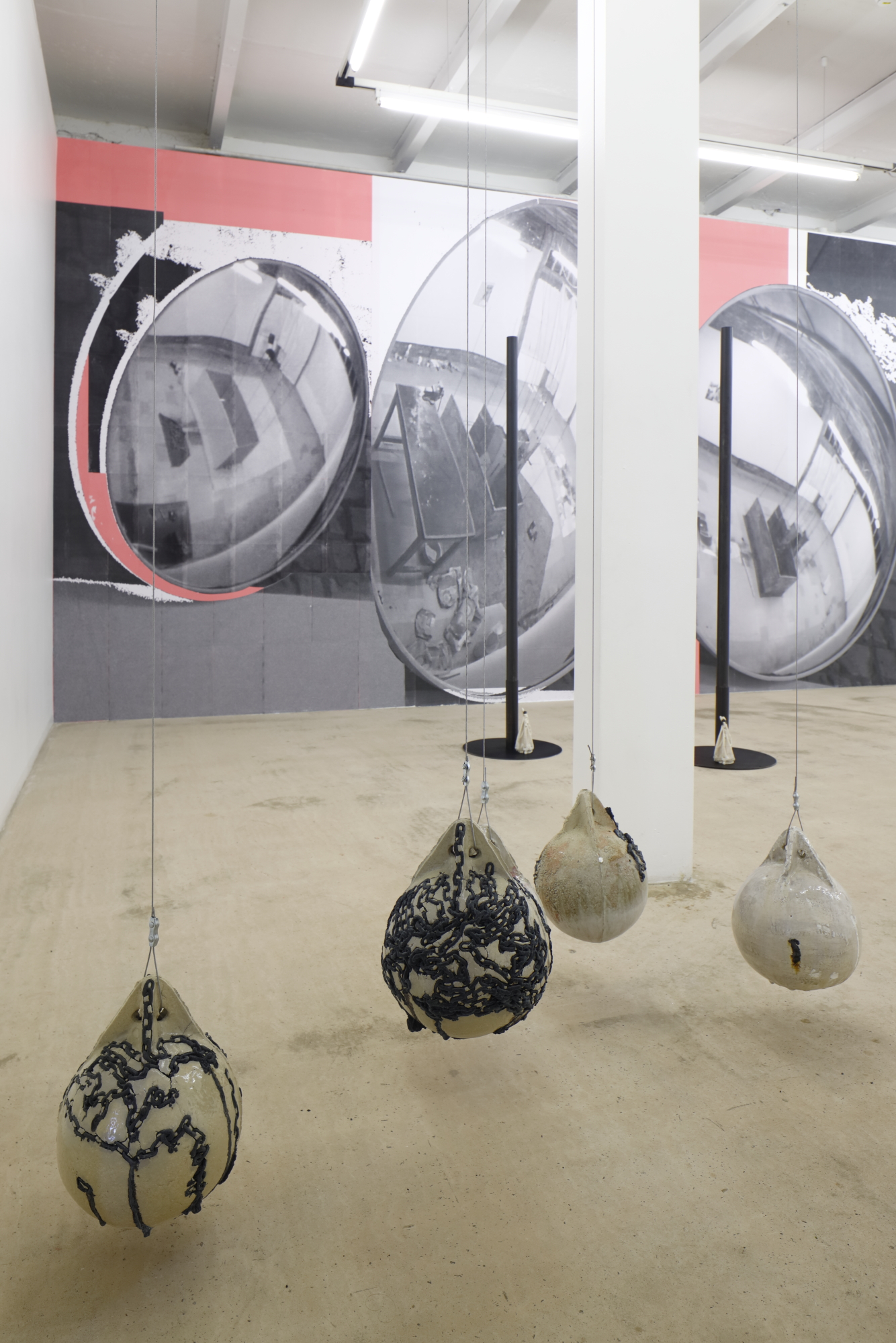  Evita Vasiļjeva, “Drops”, 2019, glazed ceramics, melted metal, galvanized wire, screws 