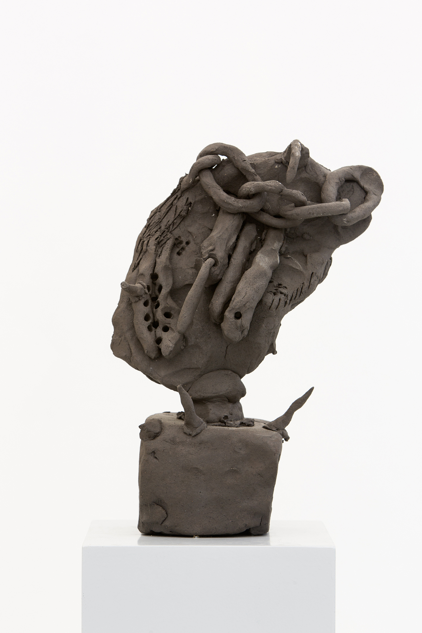  Tom Volkaert,  Dat Burgundian Boy , 2019, Ceramics, 30 x 20 x 15 cm 