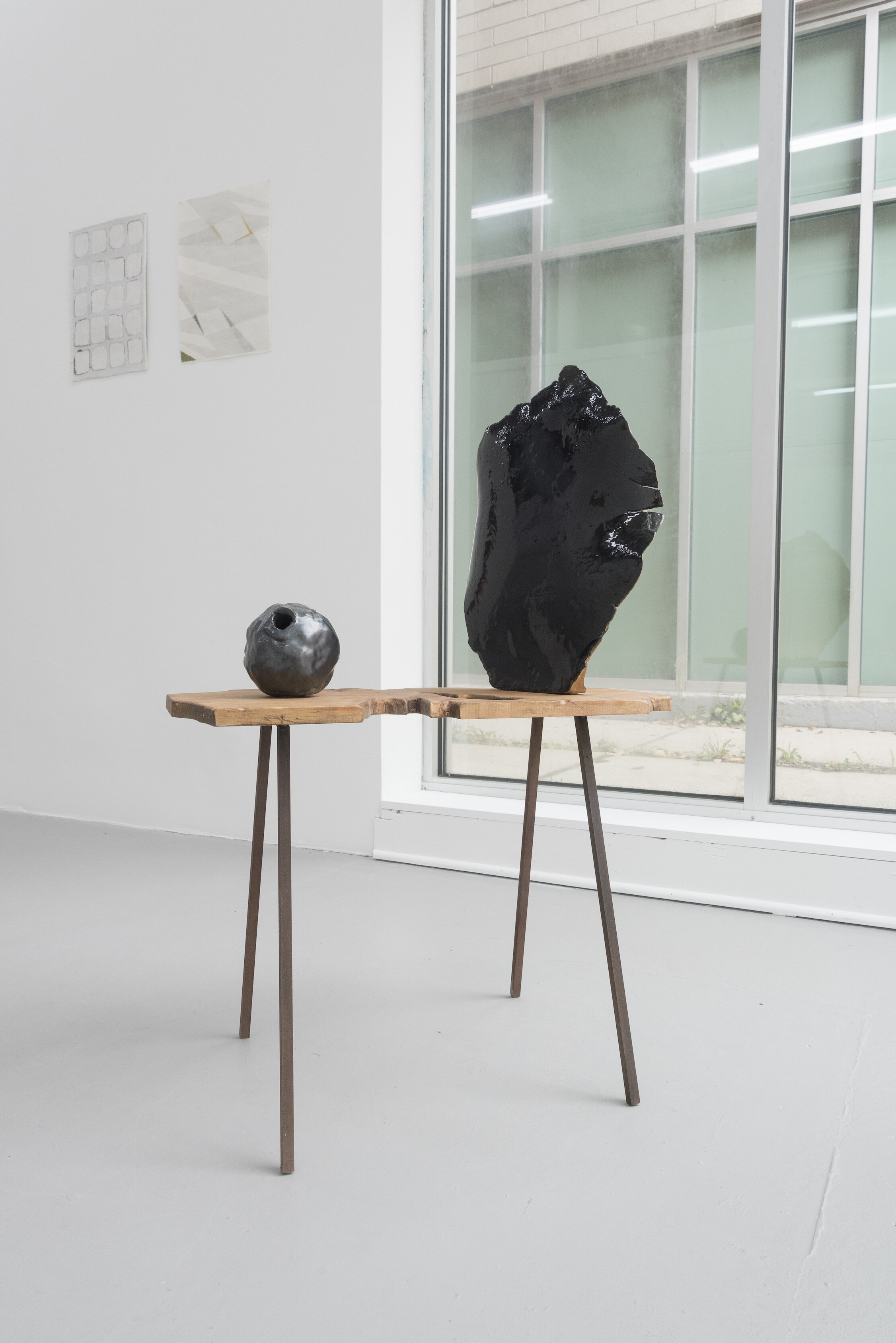  Soo Shin,  Gesture: Reflection and Weight , 2019, resin, glaze on stoneware, wood, steel 