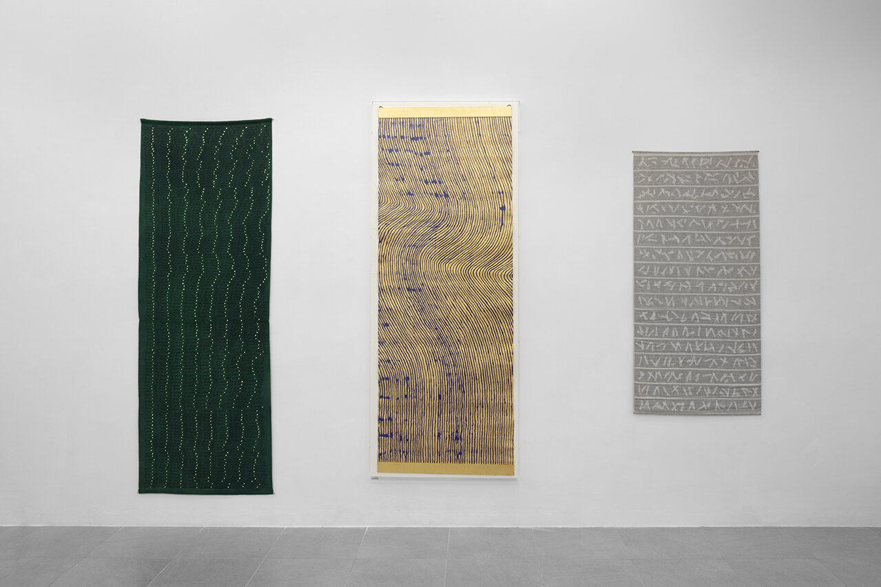  from the left:  Untitled , 1977, China and gold leaf on unstretched canvas, 210 x 75 cm;  Untitled , c. 1980, Acrylic and gold leaf on hemp canvas, 203 x 75 cm;  Untitled , 1979/80, Gauze on fabric, 142 x 68 cm 