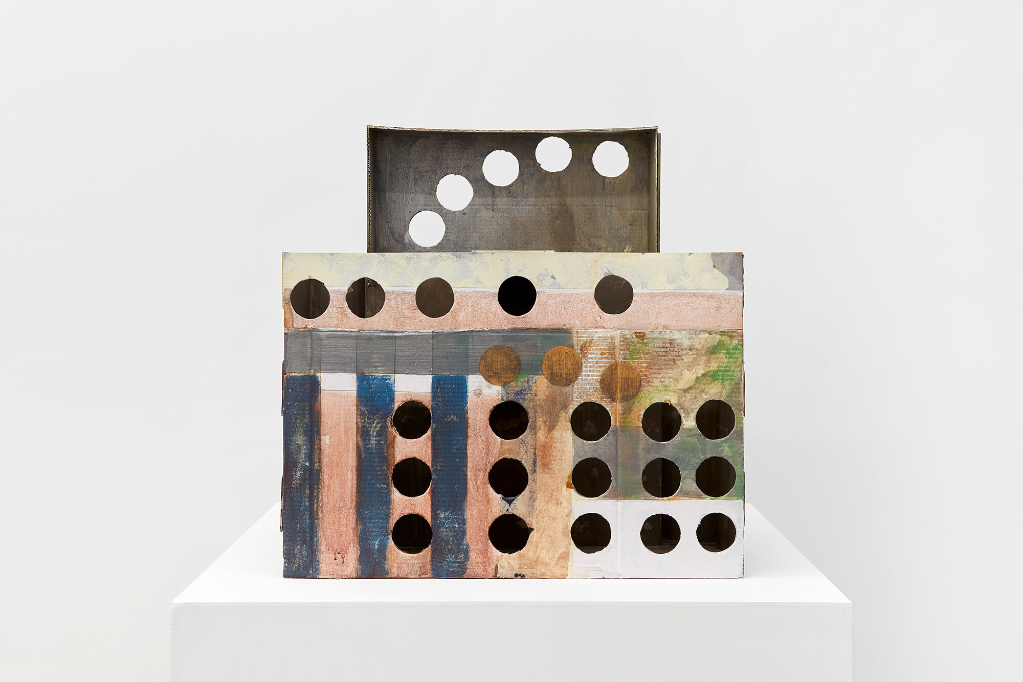  Matthew Peers,  Untitled , 2020. Acrylic and sand on craft board and found cardboard, 84 x 85 x 60 cm  