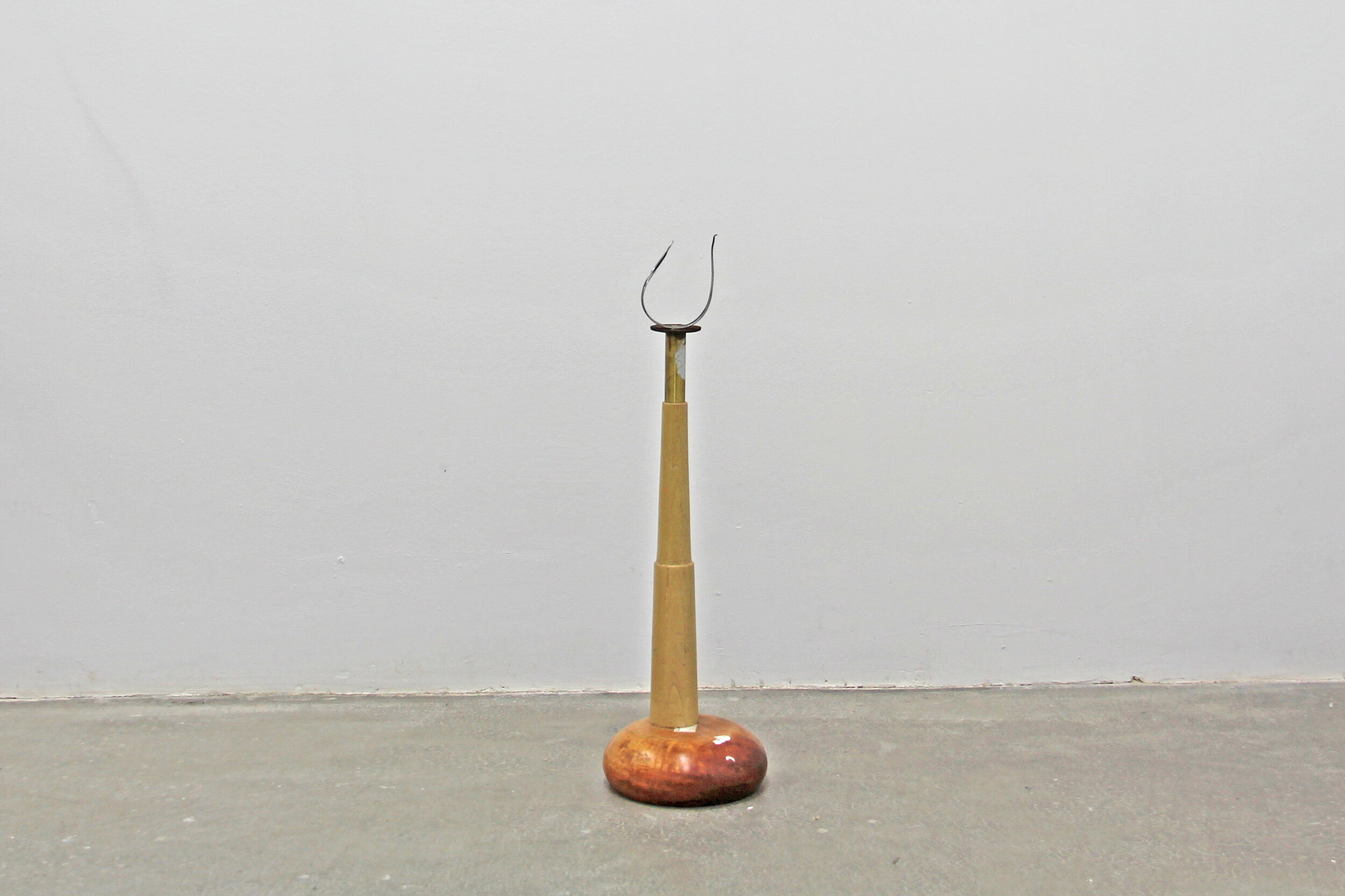  Georgia Dickie,  Antelope , 2020, Found chair leg, wood bowl and metal 19.5 x 6 x 6 in (49.5 x 15.2 x 15.2 cm)  