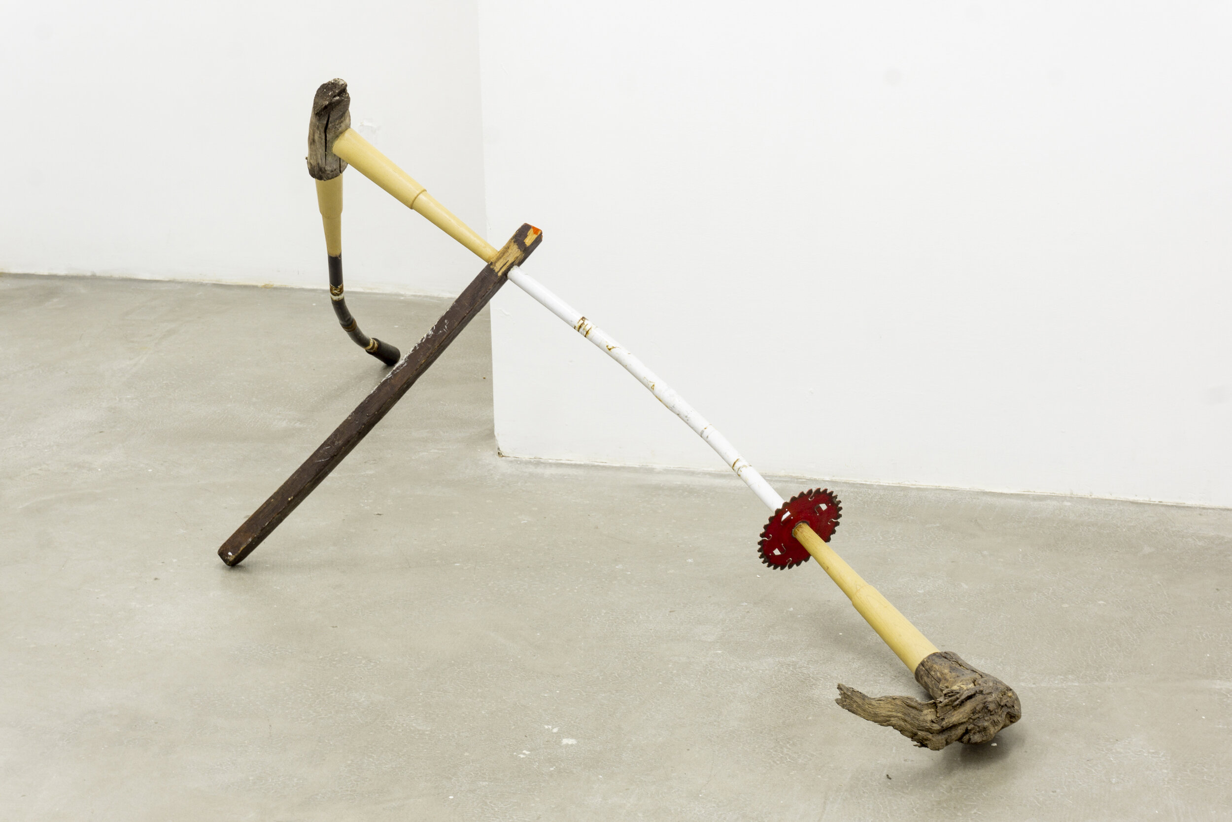  Georgia Dickie,  Come on, throw a dog at me! (minor cuts) , 2020 Found objects, 32 x 79 x 26.5 in (81.3 x 200.7 x 67.3 cm)  