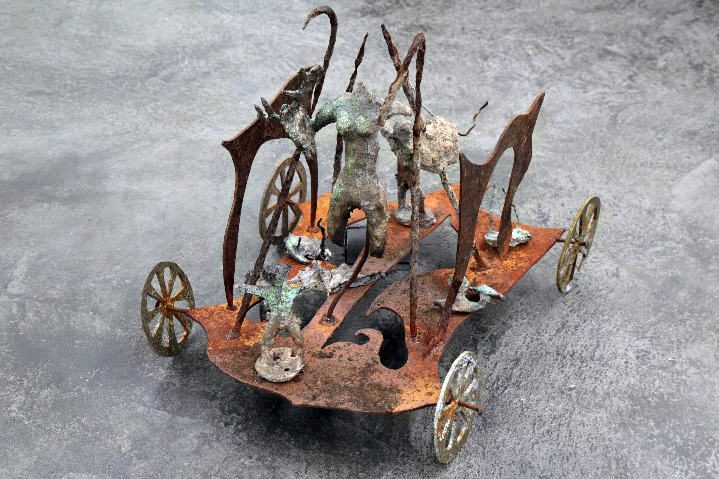   Magical Chariot , bronze, steel, brass, 40 x 50 x 43cm, 2020. 