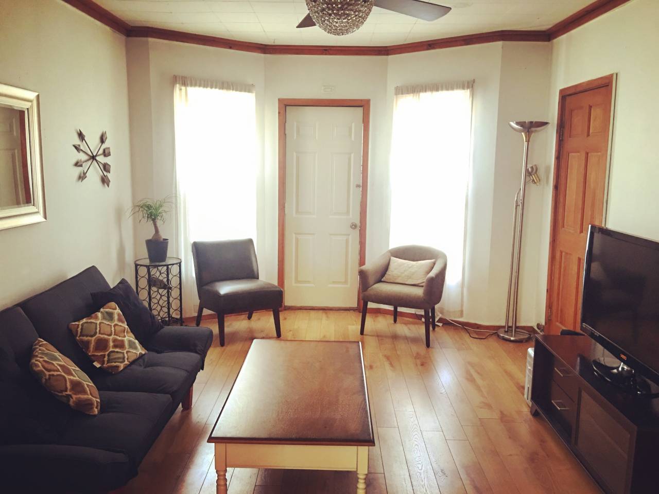 south buffalo airbnb short term vacation rental.jpg